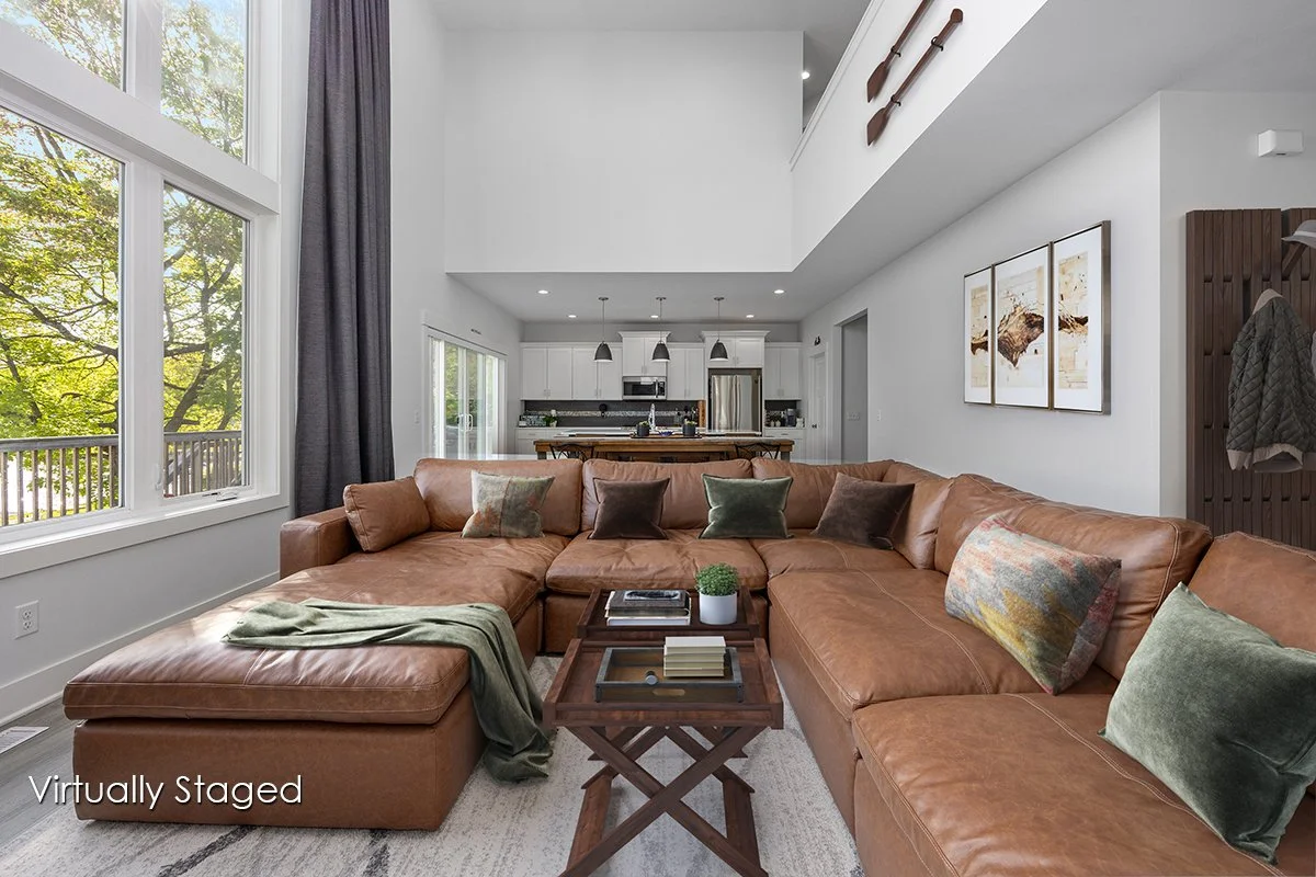 LivingDining Entry 03.jpg