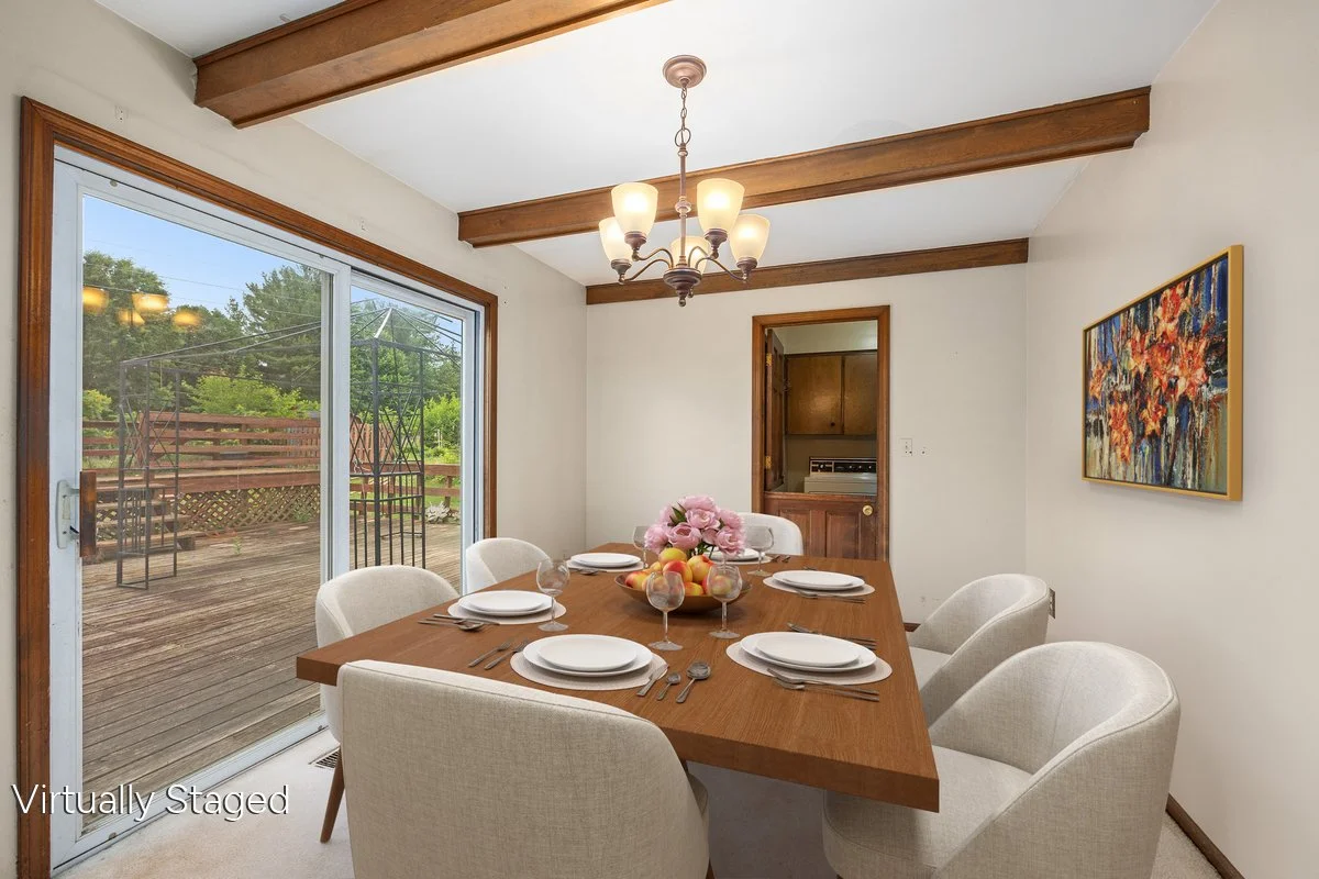 DiningRoom_301.jpg