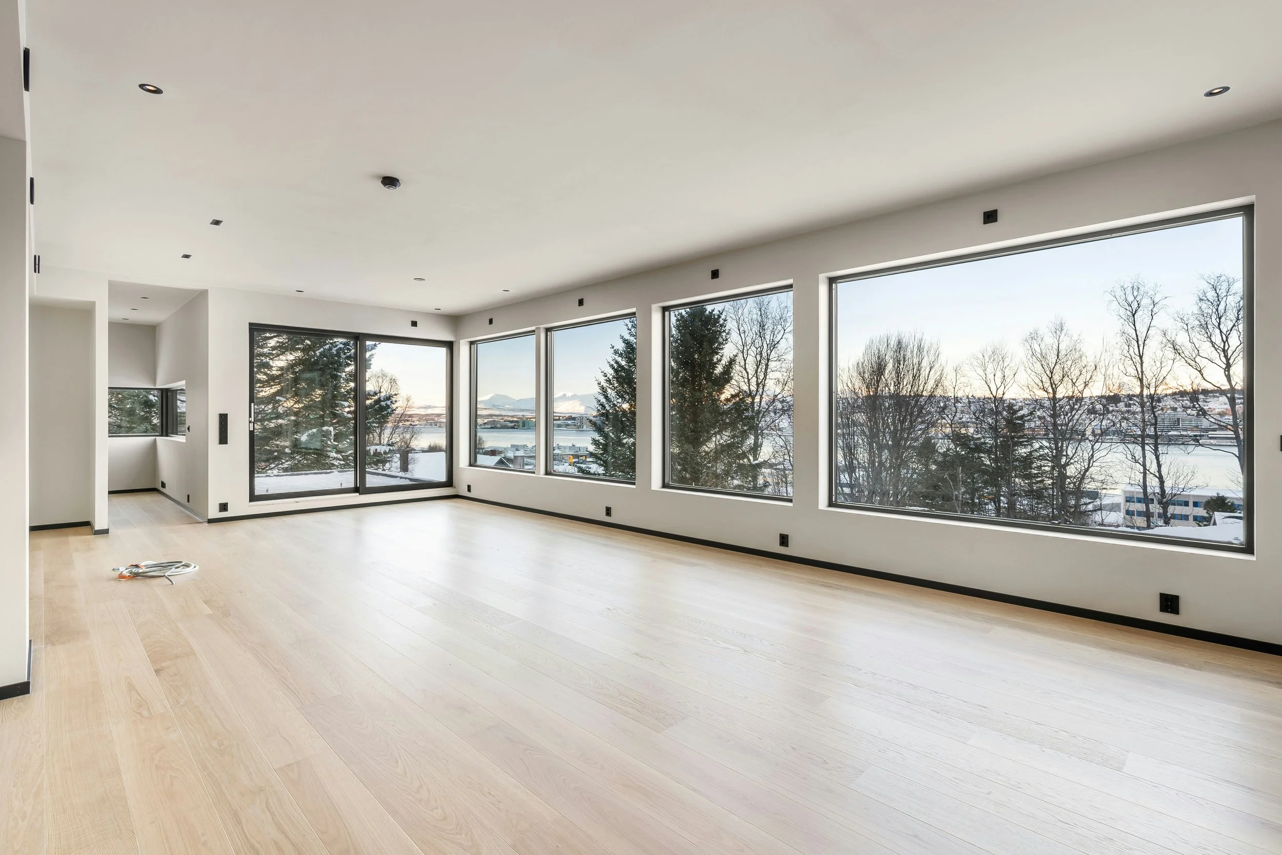 Best Flooring for Lake Homes Near Seneca, SC: Hardwood That Survives Our Humidity