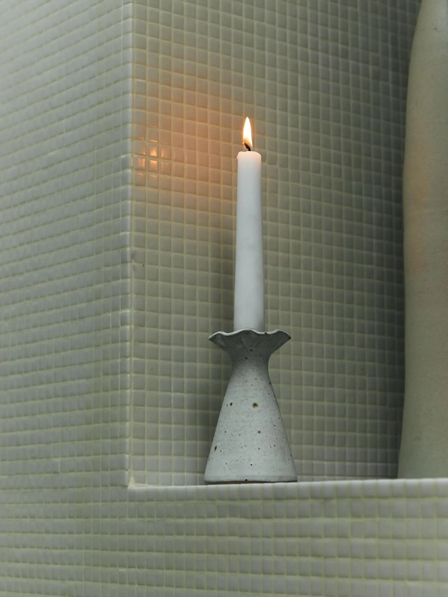 Candles are lit way before dark with these endless rainy days, these candle holders/bud vases coming with me to @independentceramicsmarket this Sunday! See you there rain or shine, most likely rain

11-5pm
Unit 8, Copeland Park, SE15 3SN