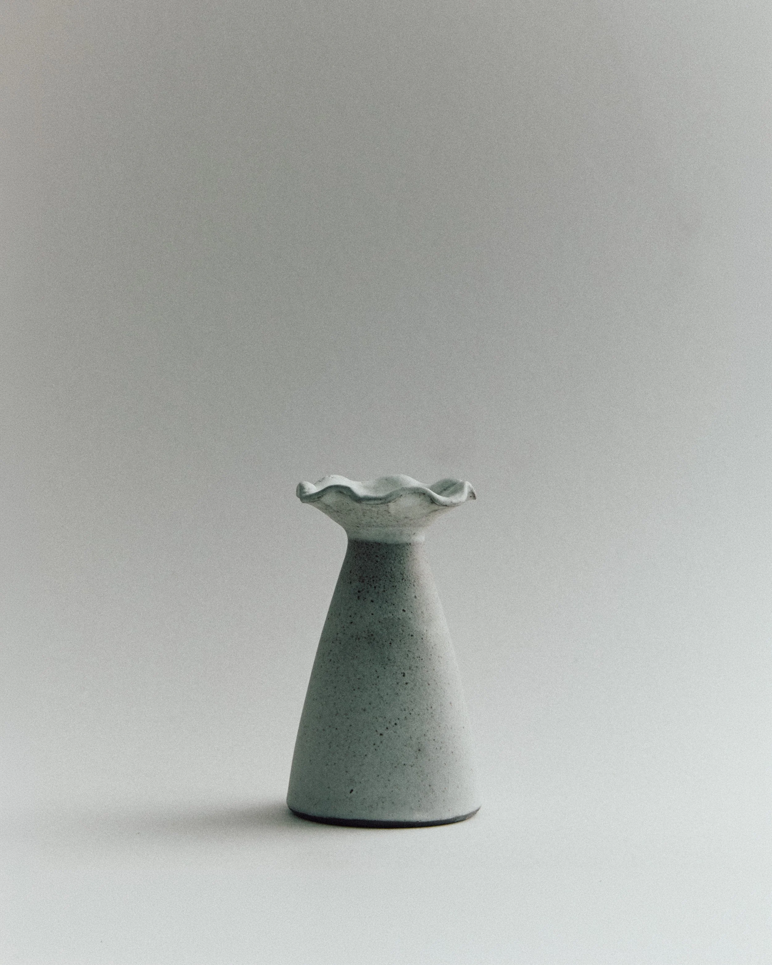 Fluted Holder