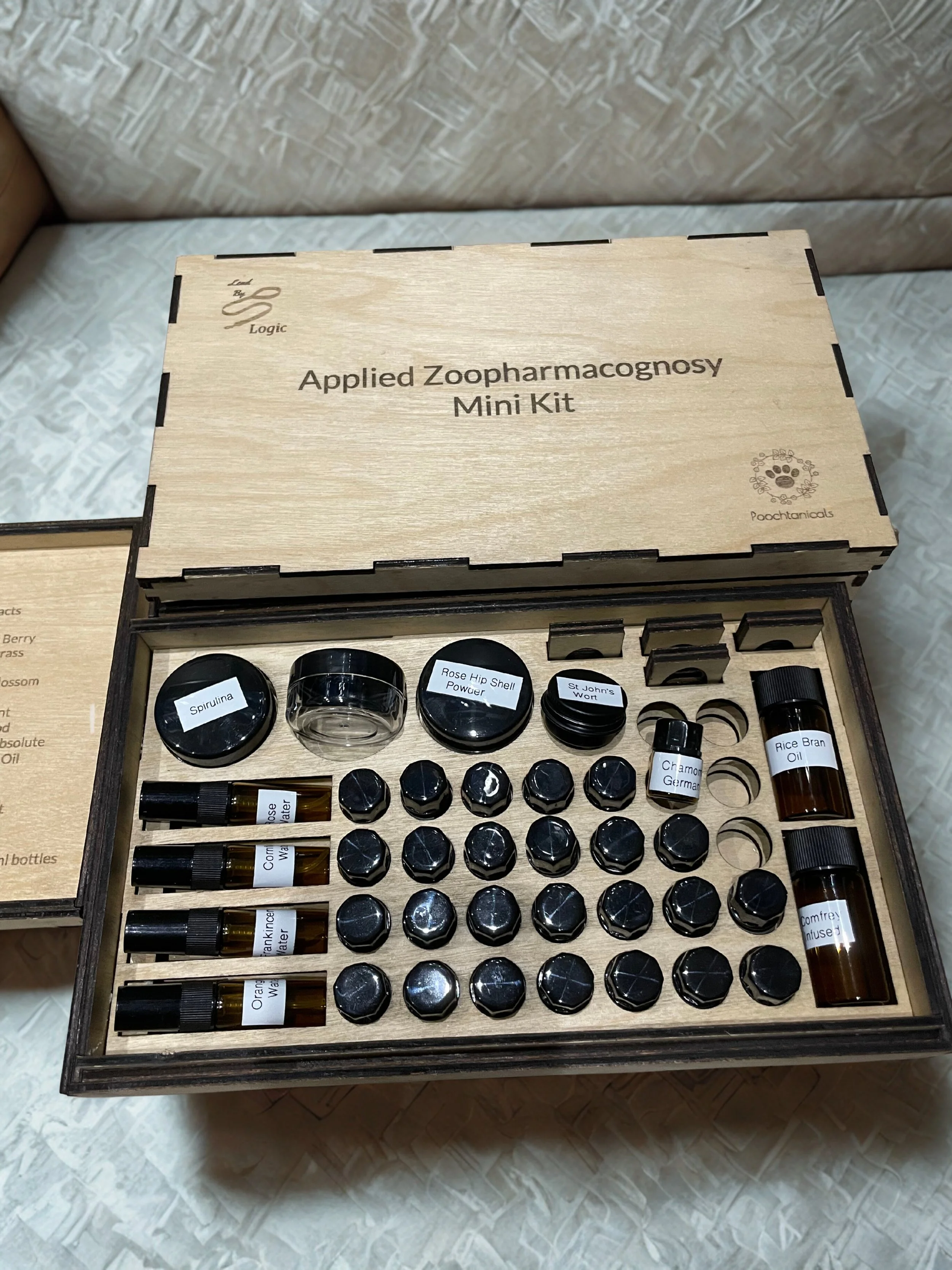 mini kit 16_12_2025, 11_18_34 - Edited.jpg