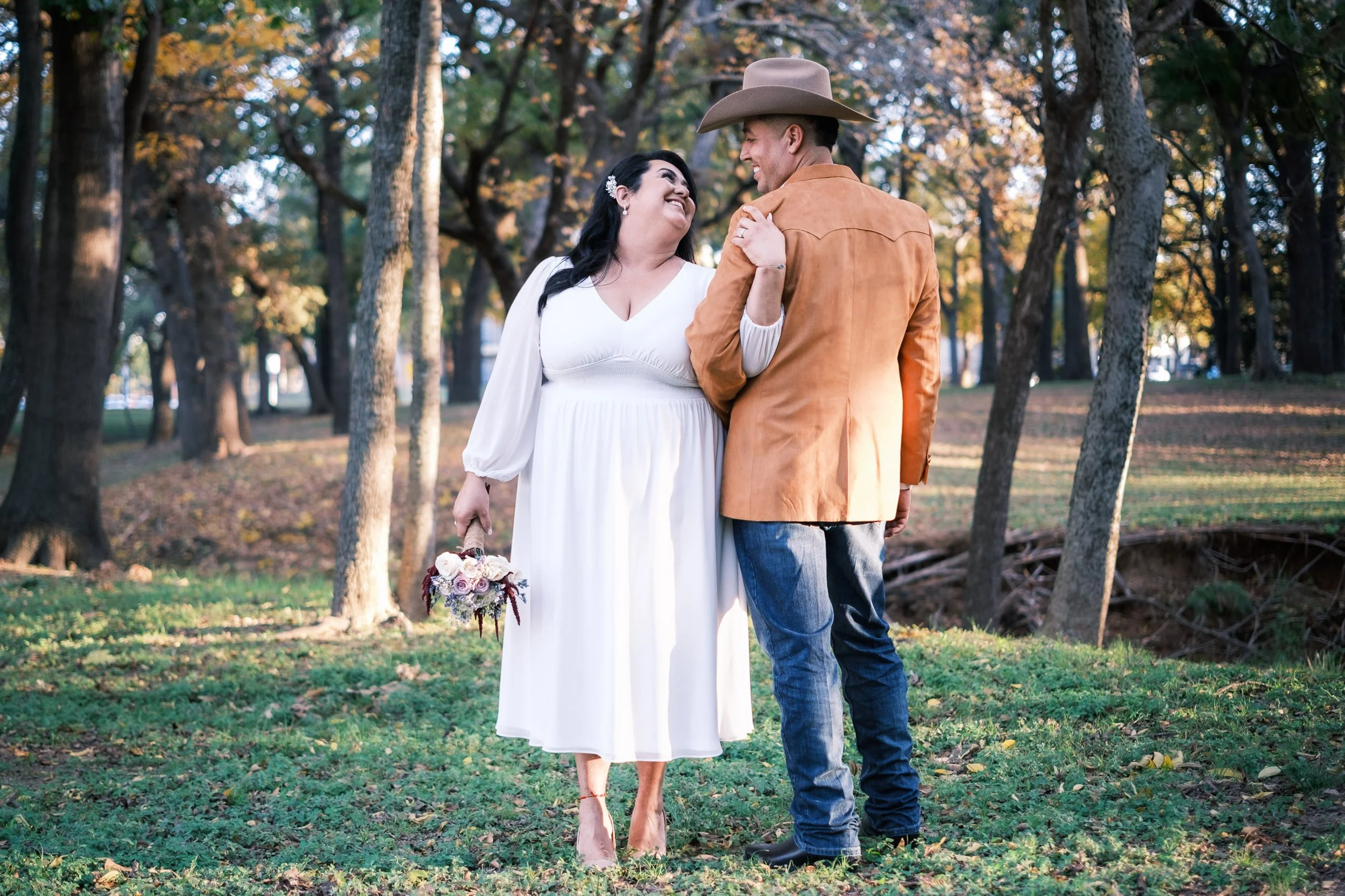 Antonio Martínez photography 

Wedding, engagement , event , quinceañera photographer in Fort Worth , Texas 

Antonio Martínez photography 