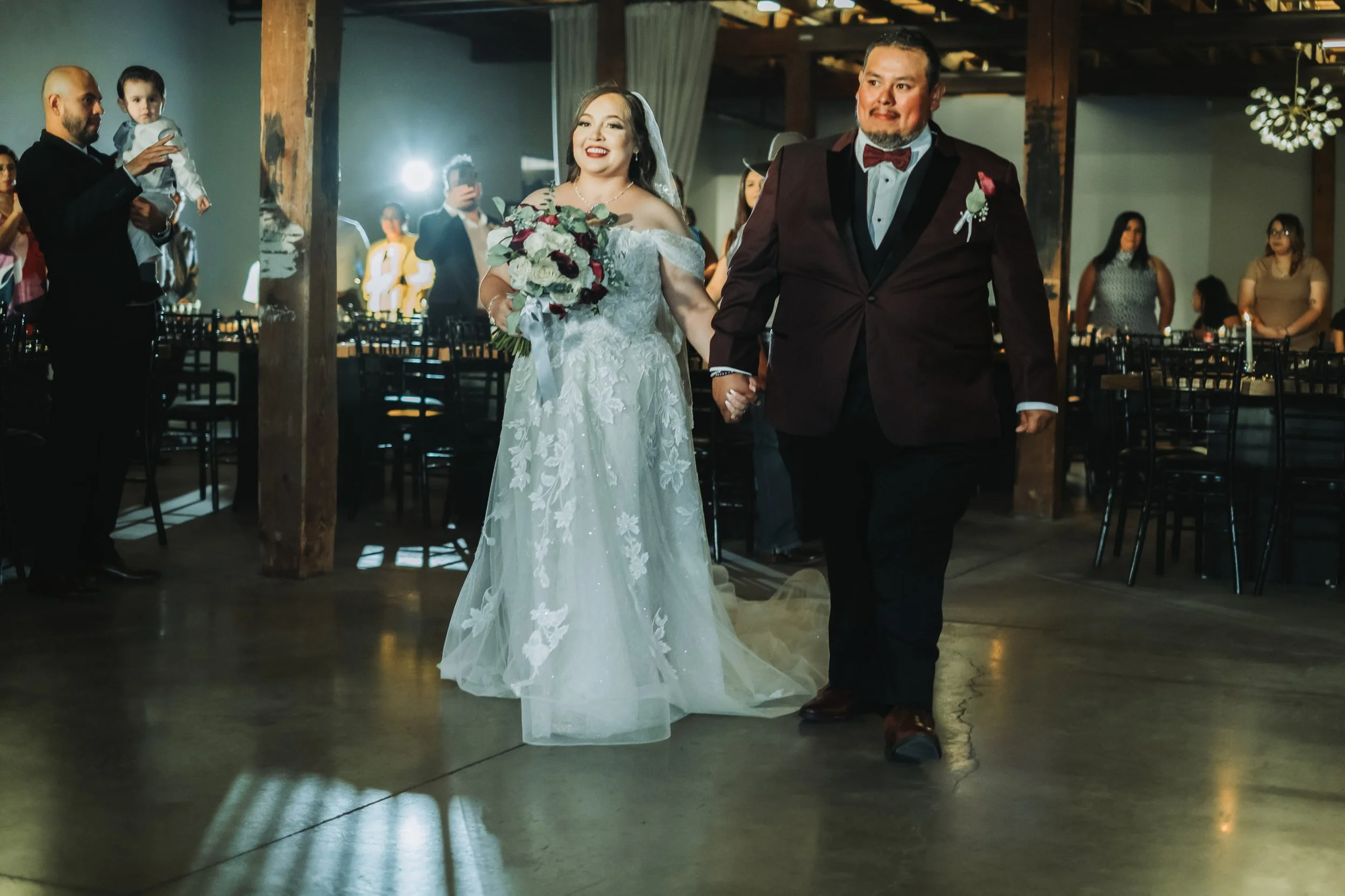 Antonio Martínez photography 

Wedding, engagement , event , quinceañera photographer in Fort Worth , Texas 

Antonio Martínez photography 