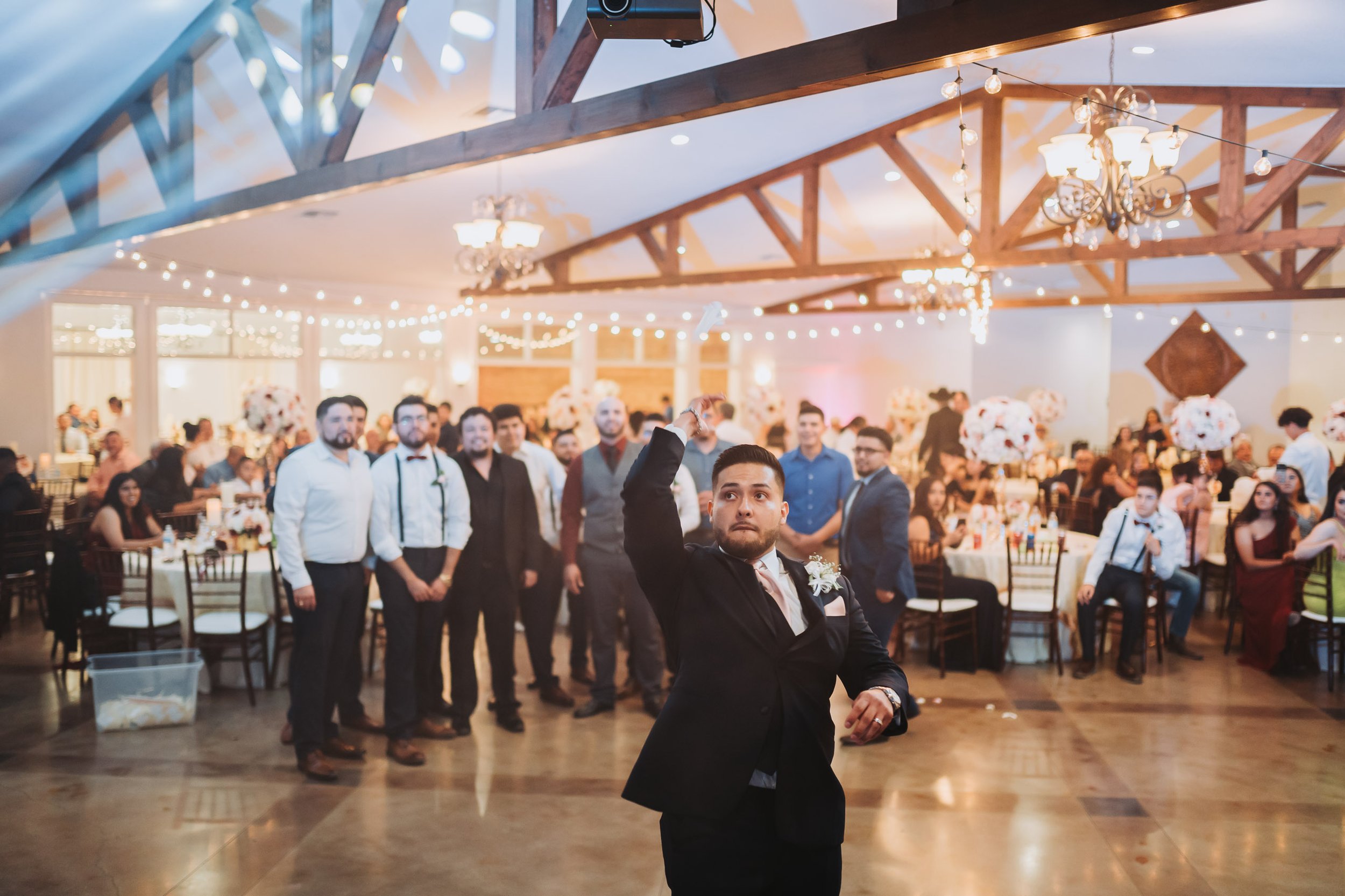 Antonio Martínez photography 

Wedding, engagement , event , quinceañera photographer in Fort Worth , Texas 

Antonio Martínez photography 