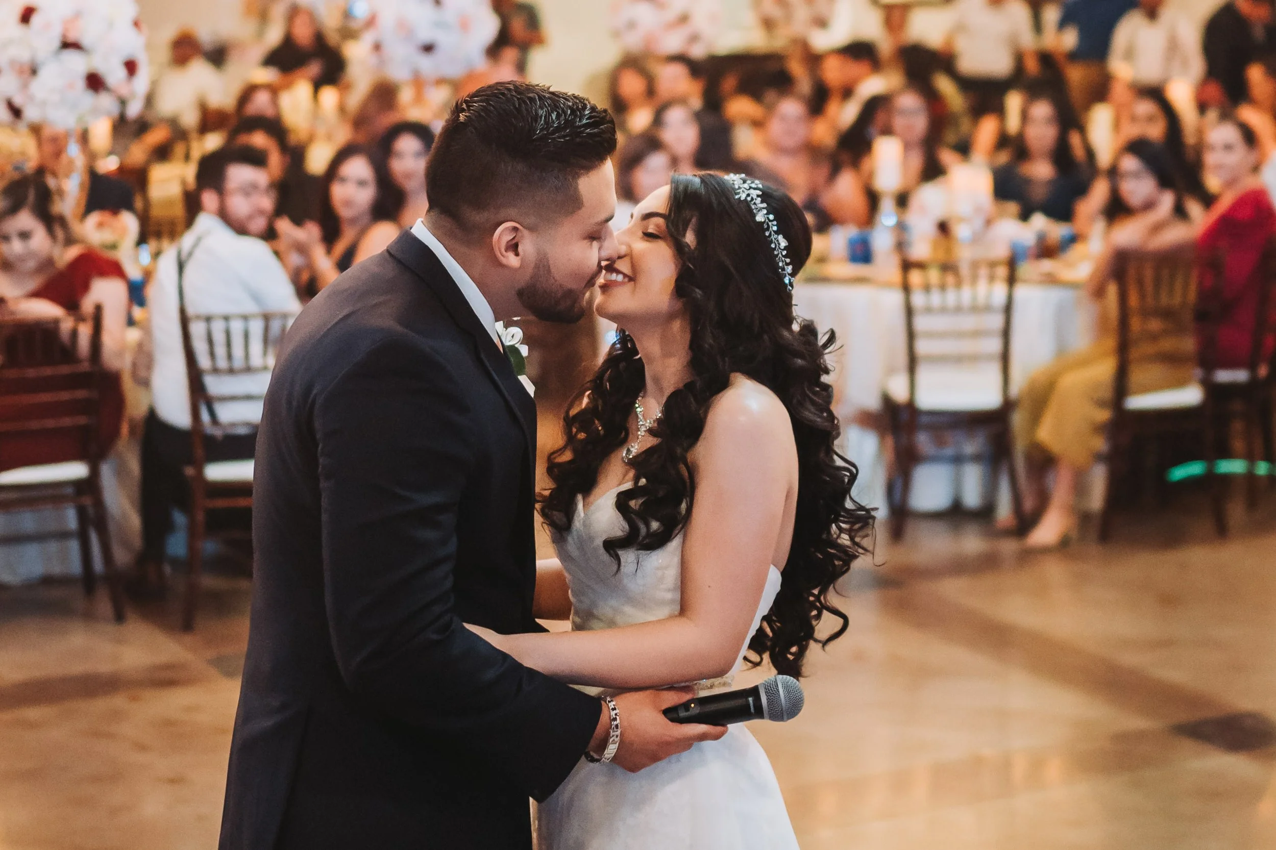 Antonio Martínez photography 

Wedding, engagement , event , quinceañera photographer in Fort Worth , Texas 

Antonio Martínez photography 