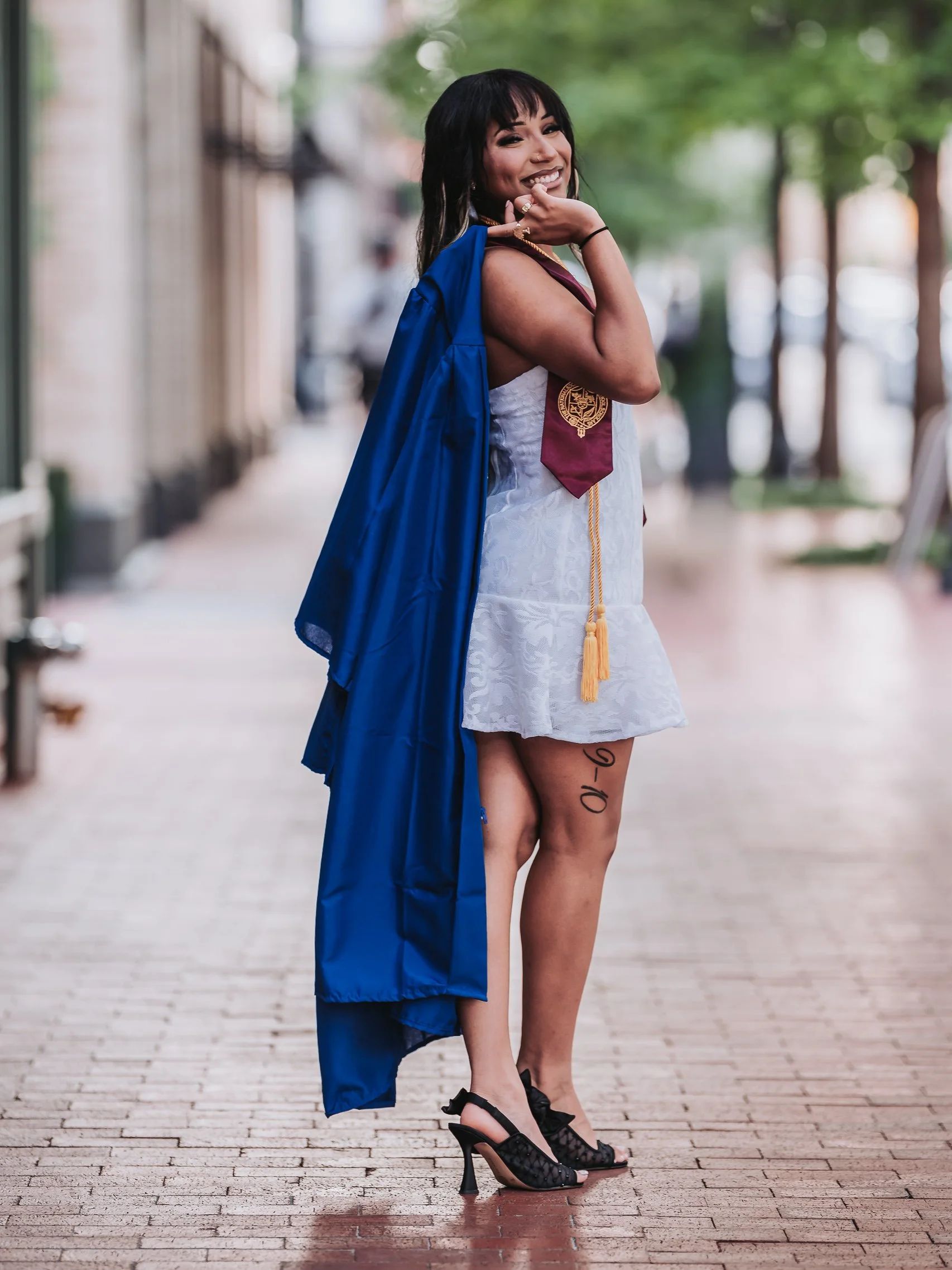 Senior portrait of young woman outdoors in Downtown Fort Worth Texas