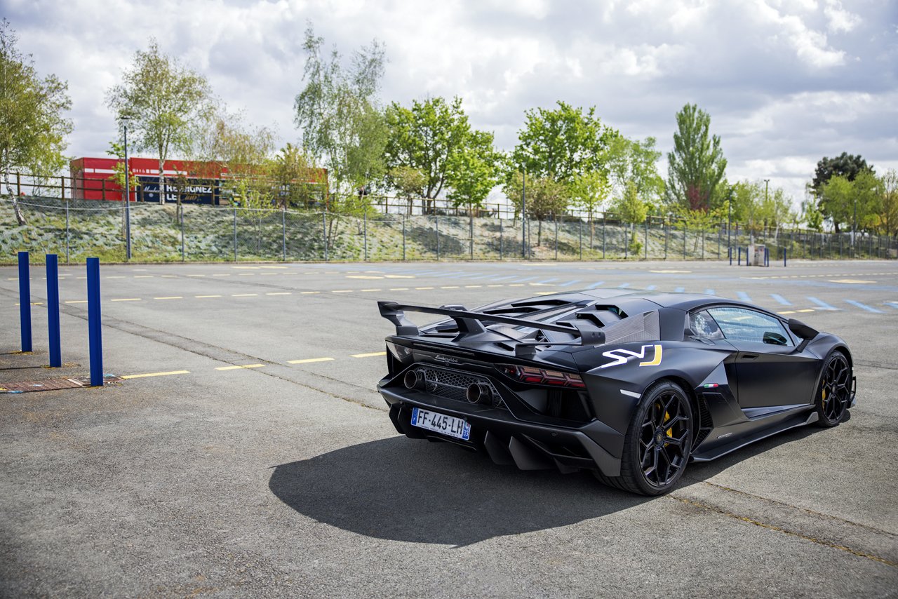 Lamborghini Aventador SVJ, Rallye de Paris, Le Mans, France - 2026