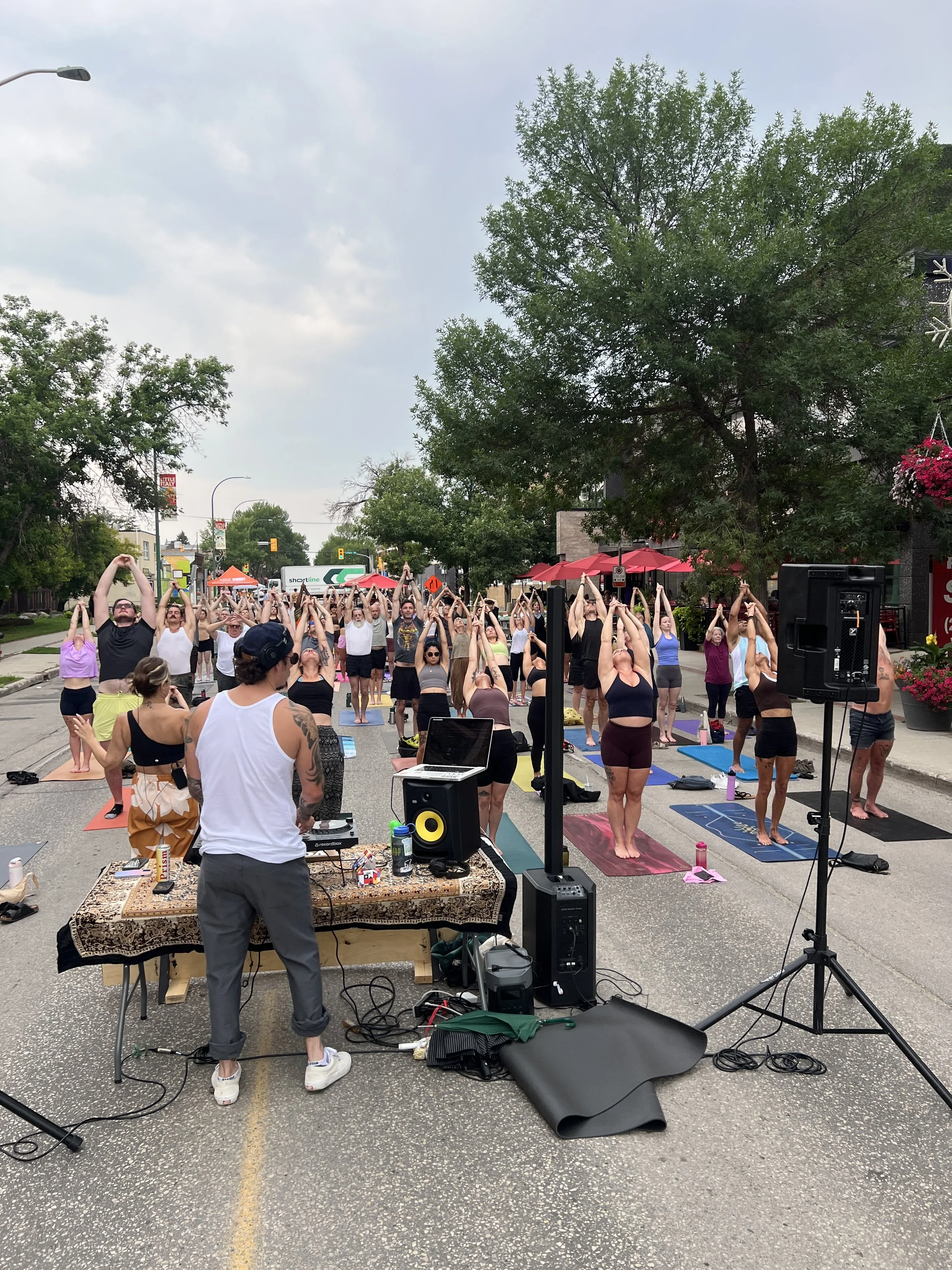 yoga on the street
