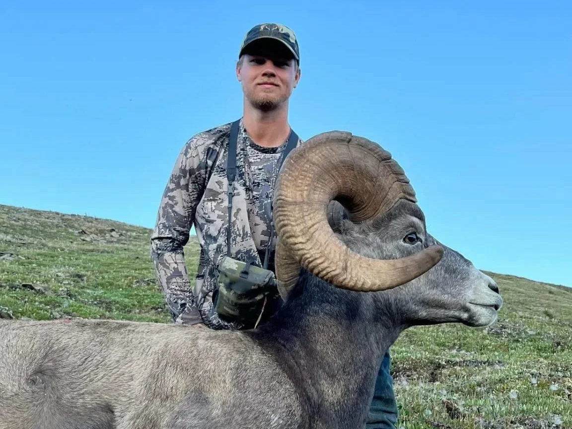 rackranchtrophyhunts86.png