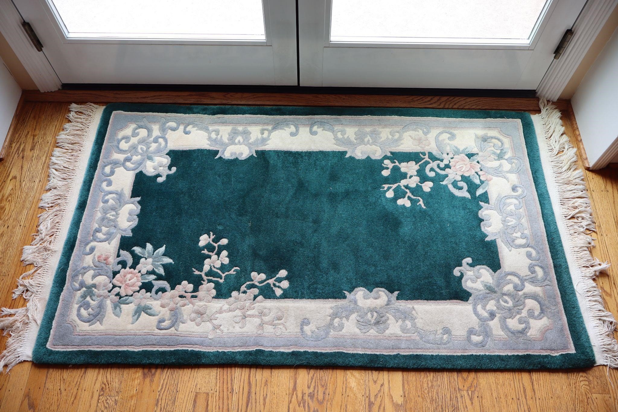 Elegant Green Oriental Area Rug - 60 x 36, decor, rug, decorative, classic, vtg, vintage, interior design