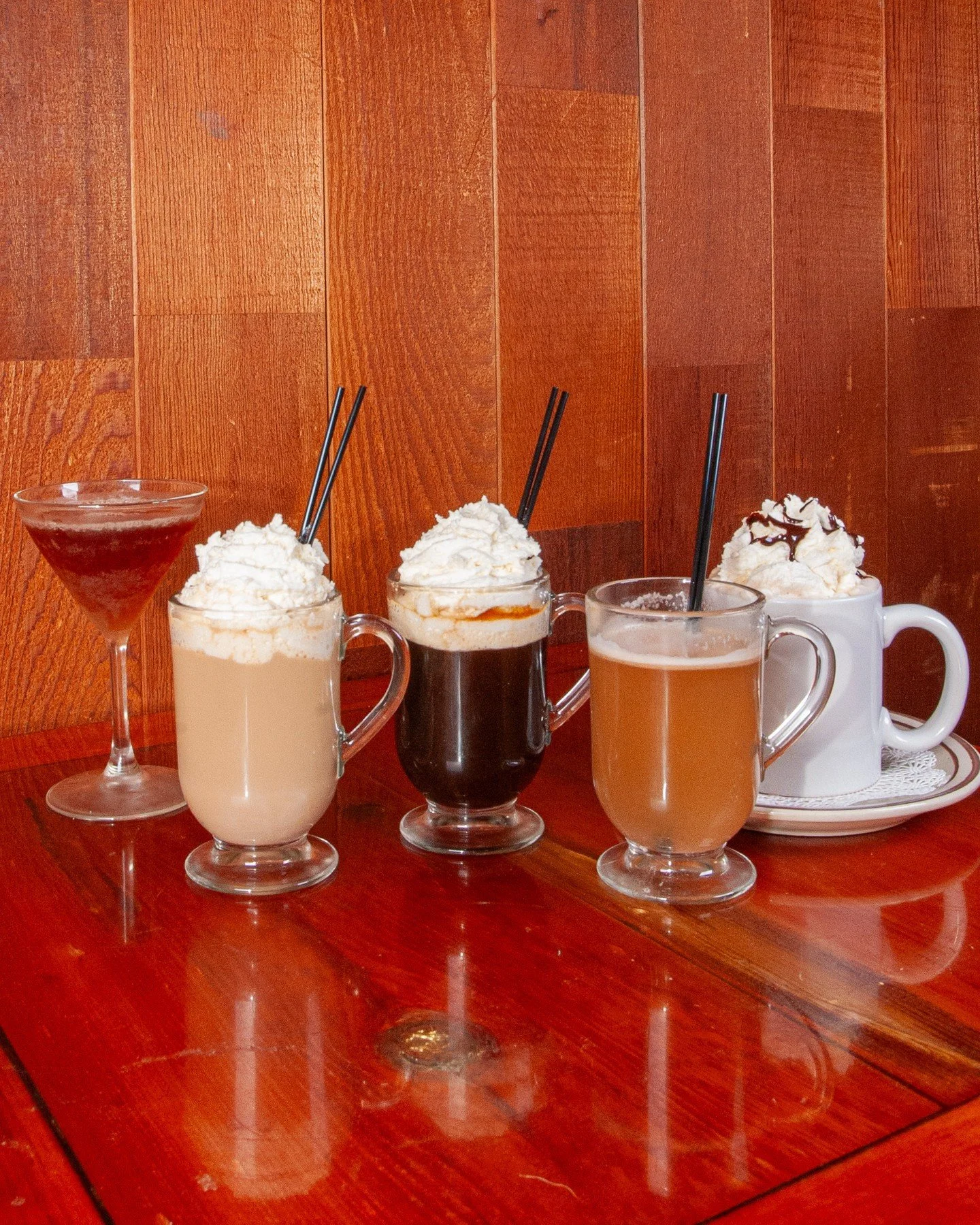 It's beginning to feel like fall! Come warm up with our brand new Cozy Cocktails!⁠
⁠
☕️ Midnight Bean Martini- A blend of premium vodka, coffee liqueur, and real espresso. Served chilled, shaken to perfection with a rich, velvety texture and foamy cr