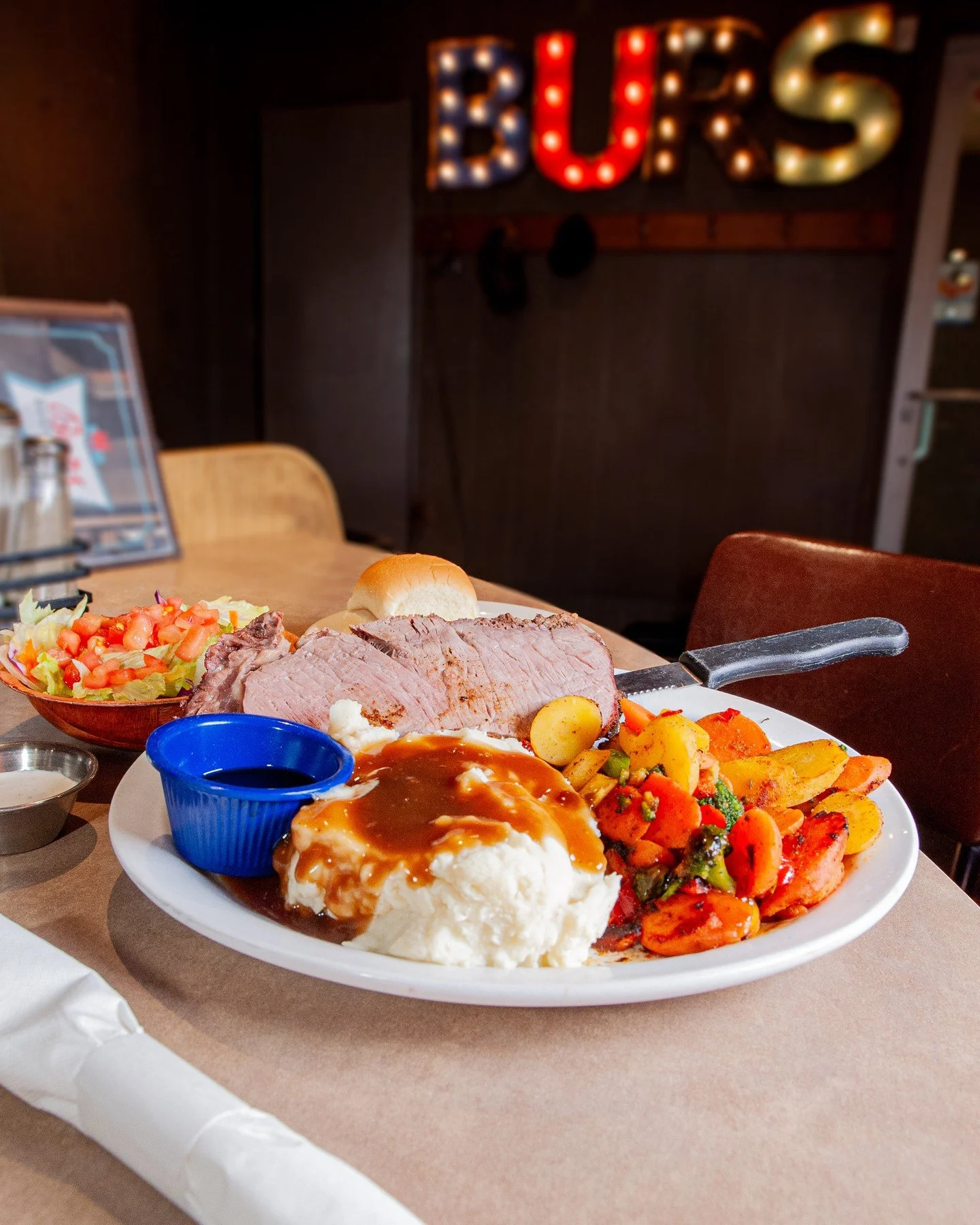 Prime Rib Days are coming up Friday and Saturday! Join us for a big, hearty meal that&rsquo;s made for filling up. 🍽️⁠
⁠
PS &mdash; Seahawks game will be on in the Forrest Room this Sunday! Come hang out, cheer loud, and enjoy some good food.