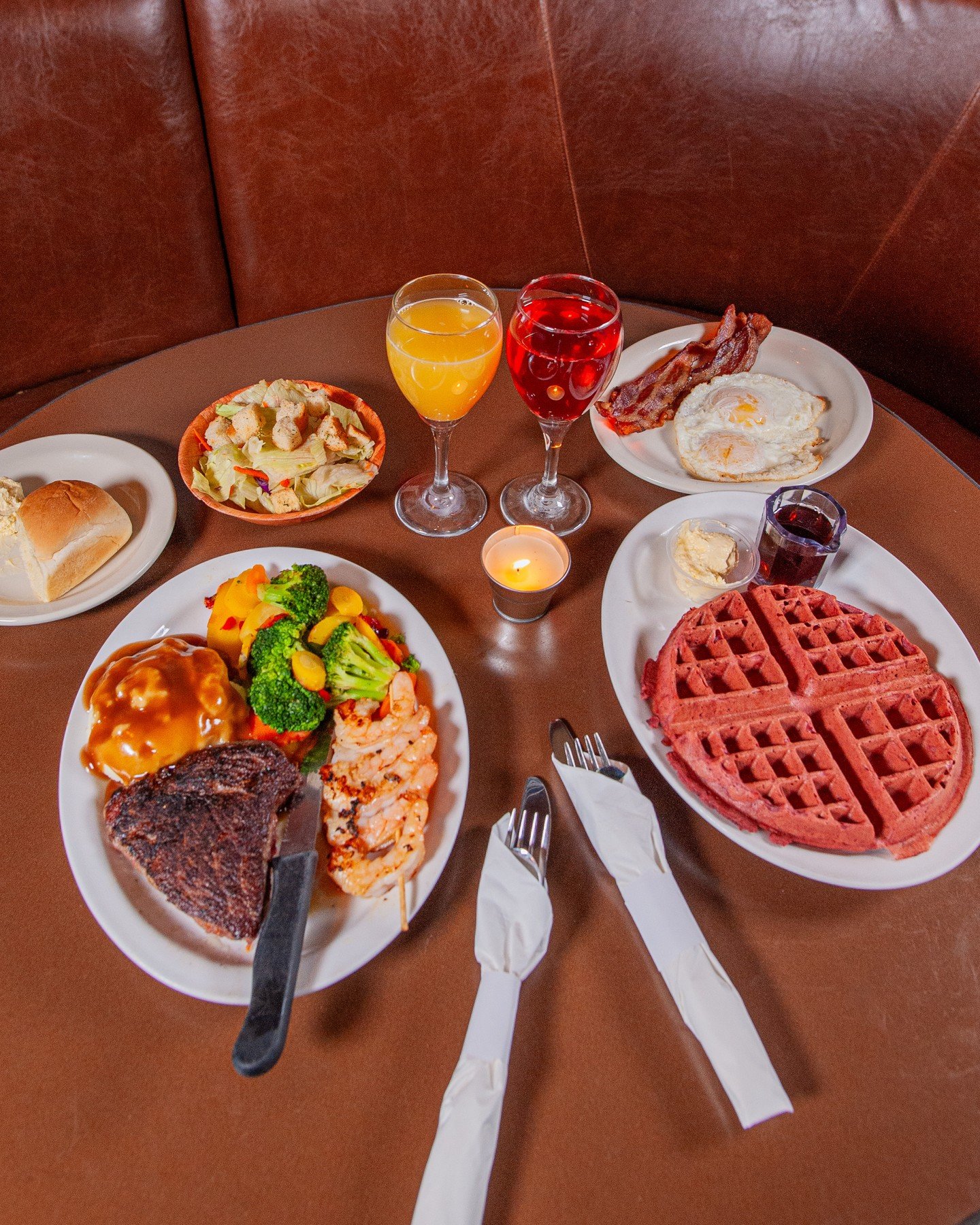 We're getting excited for our special Valentine's Day Menu coming up this Saturday! We have deals for diners who visit us coupled up or single, plus two special dishes and a cocktail. Check out our menu for all the details! ⁠
⁠
❤️