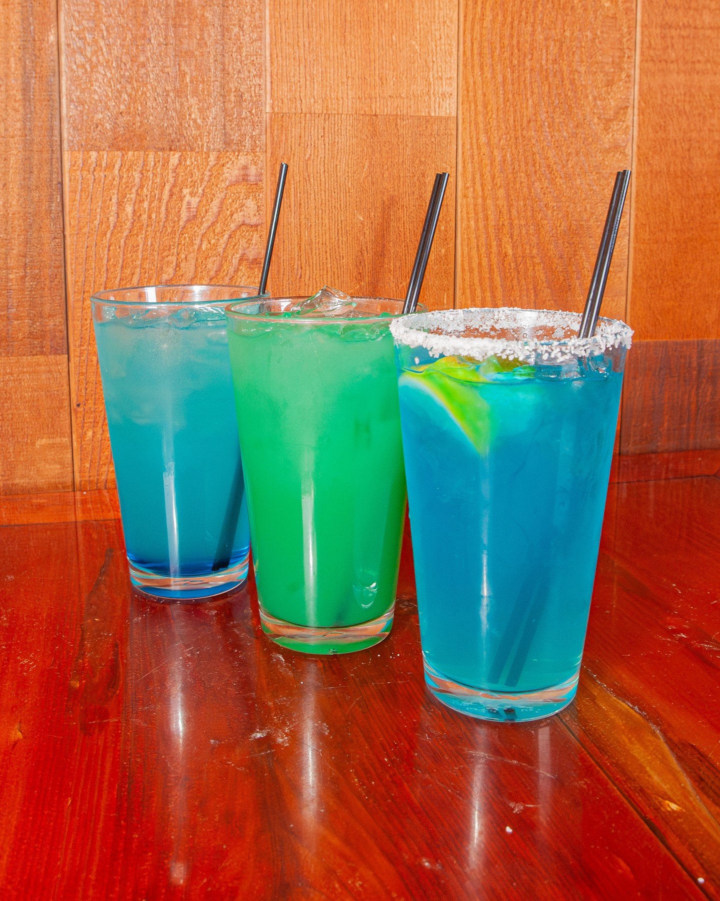 ⚾️✨️⁠ Come catch a game with us soon and show your pride with a Rally Cocktail!⁠
⁠
💙 Electric Blue - Grey Goose Rogue Berry, blue cura&ccedil;ao, ⁠lemonade⁠
⁠
💚 Hometown Hero - Grey Goose Rogue Berry, blue cura&ccedil;ao, ⁠pineapple juice⁠
⁠
💙 Blu