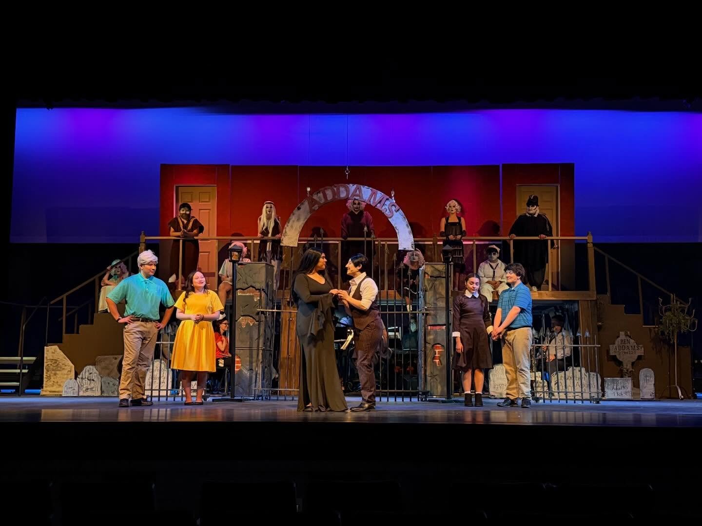 Happy opening to The Addams Family at Buena Vista High School! 

@ops_bisondrama