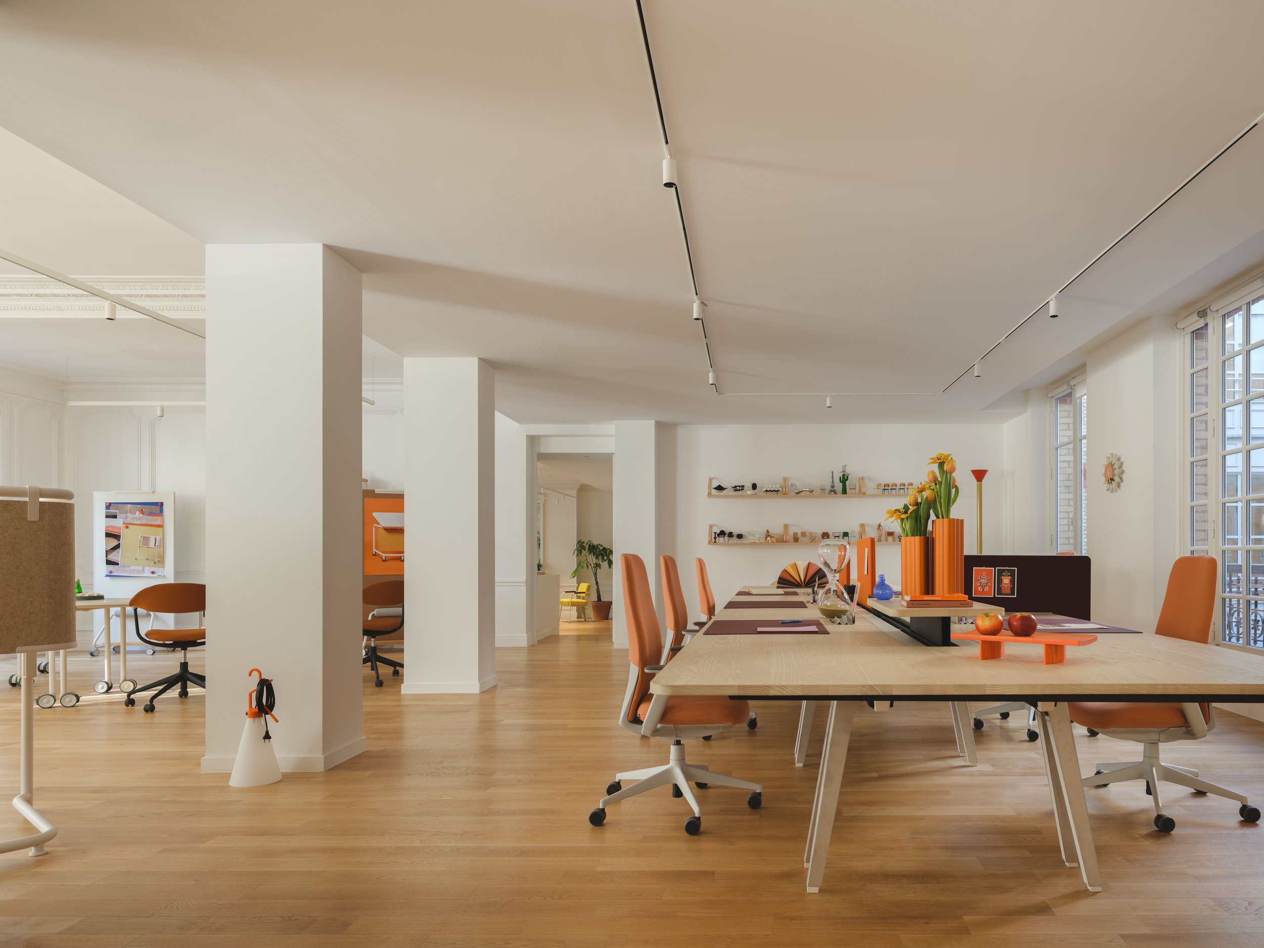 Vitra_Paris_Showroom_Clemens_Poloczek_Part_02-2.jpg