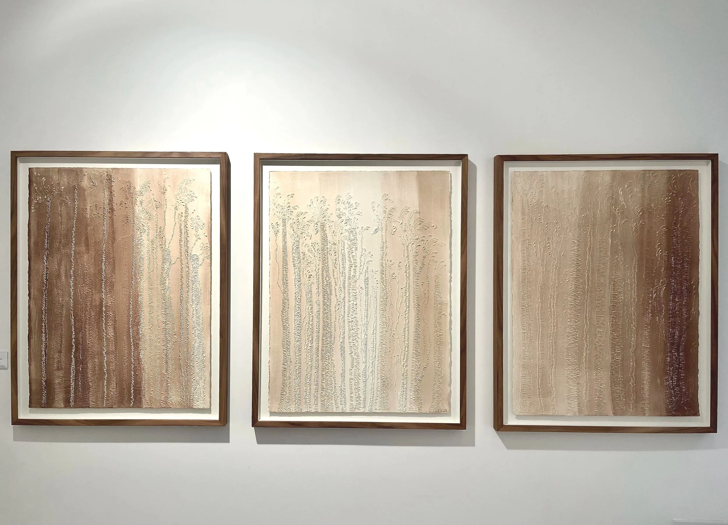 "Foret I , II II", Triptych
3 x (87 x 67 cm)
Bas-relief and acrylic on paper 
(Private collection)