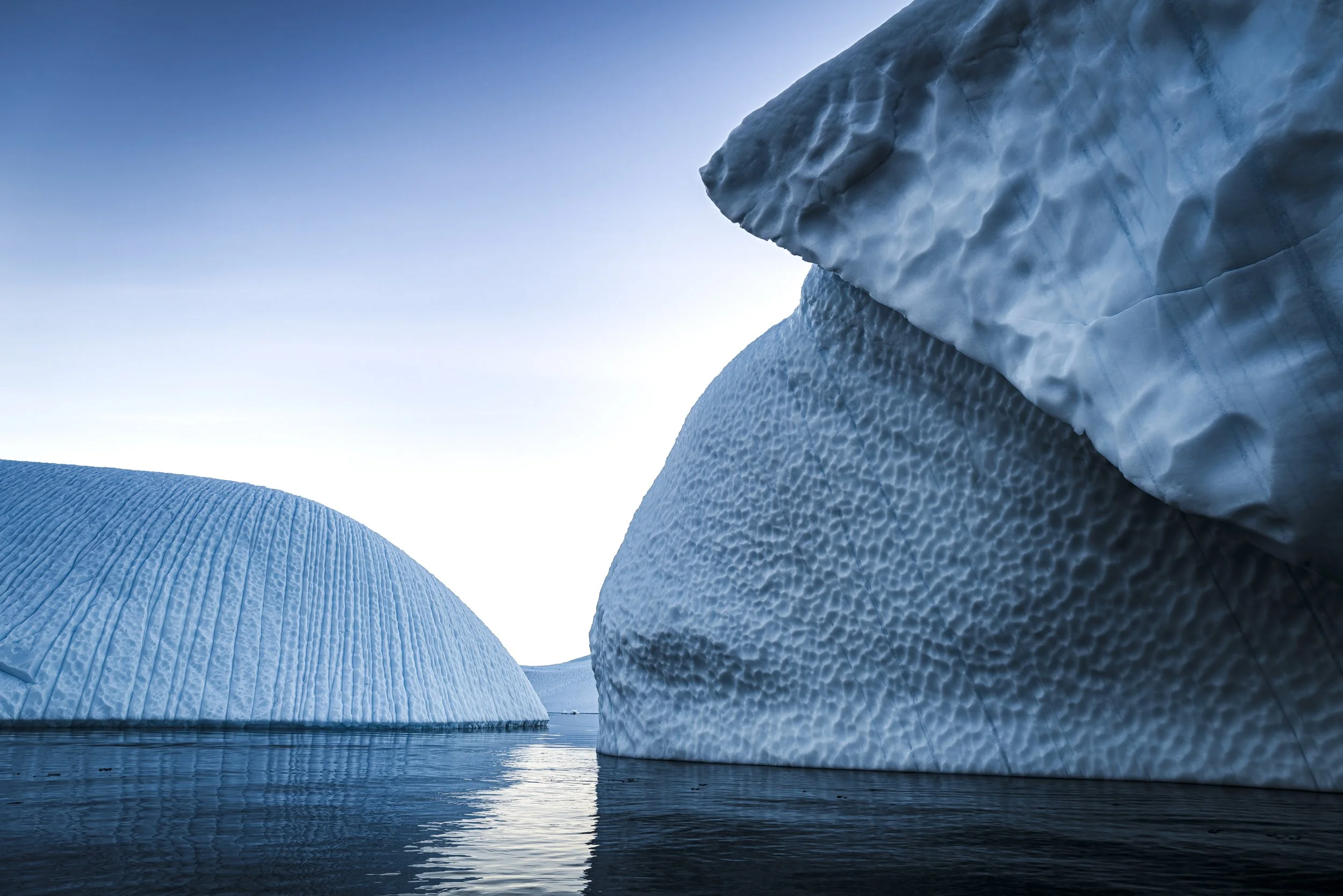 "Ice Labyrinth"/ "Labyrinthe de glace"
48 x 33 cm, Edition of  1 + 1 AP
75 x 50 cm, Edition of 10 + 2 AP