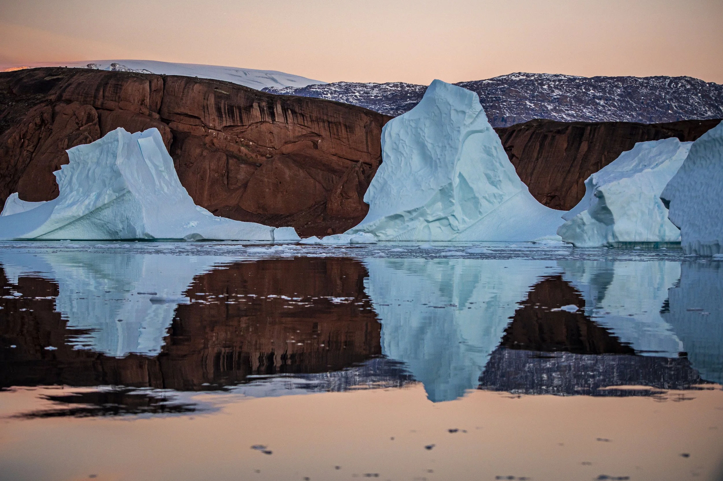 "Røde Ø, the Red Island" / "Røde Ø, l'Île Rouge"
48 x 33 cm, Edition of 1 + 1 AP
75 x 50 cm, Edition of 10 + 2 AP 