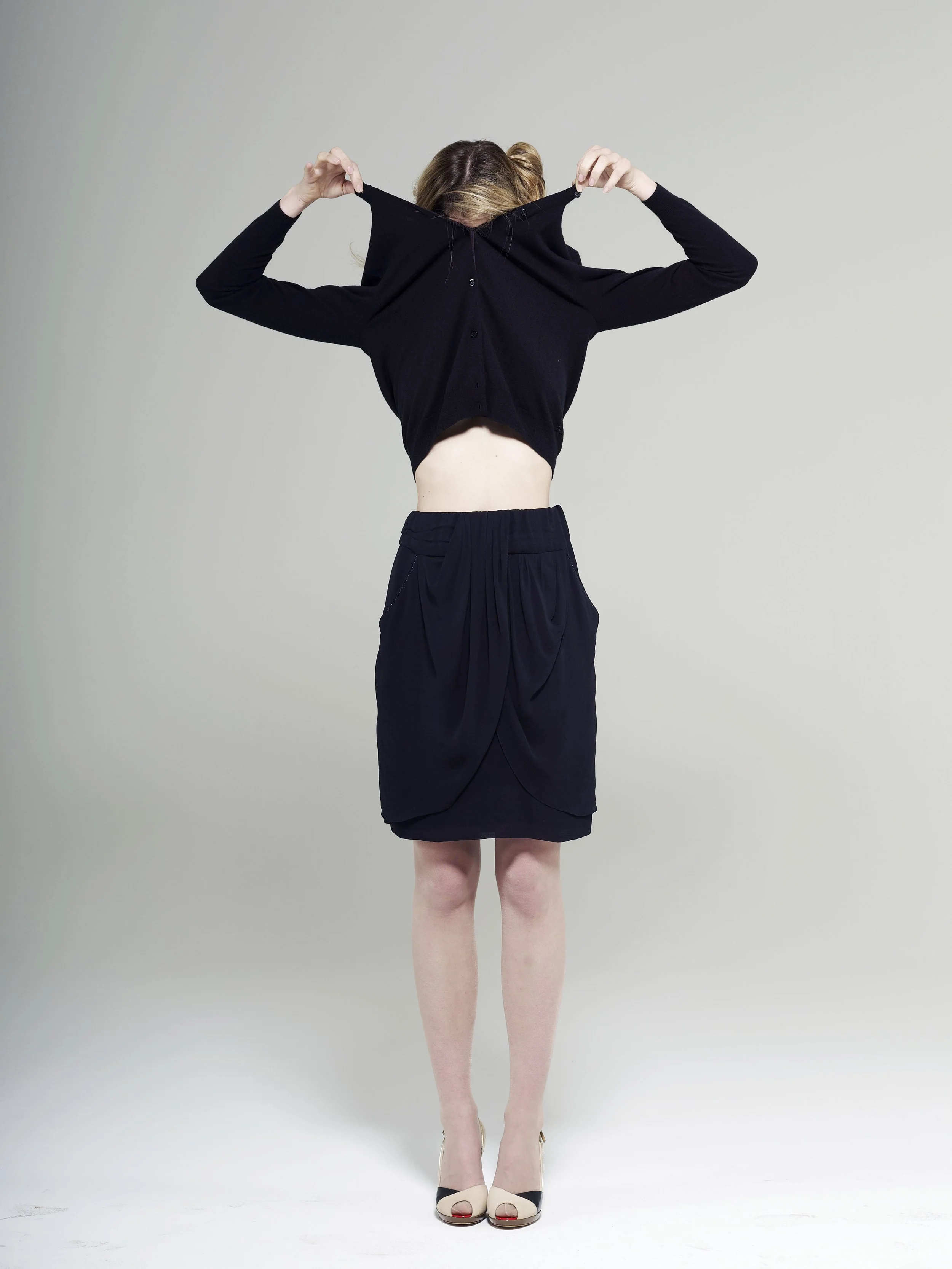 "Je Ne Suis Pas Un Homme (Not a Man) Hidden"
Fine Art Baryté print - Edition 10 + 2 AP
67 x 90 cm and 45 x 60 cm 