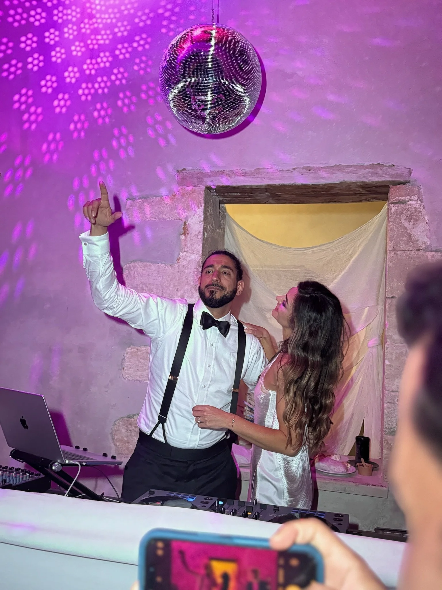 wedding_crete_greece_visualize_entertainment.jpeg