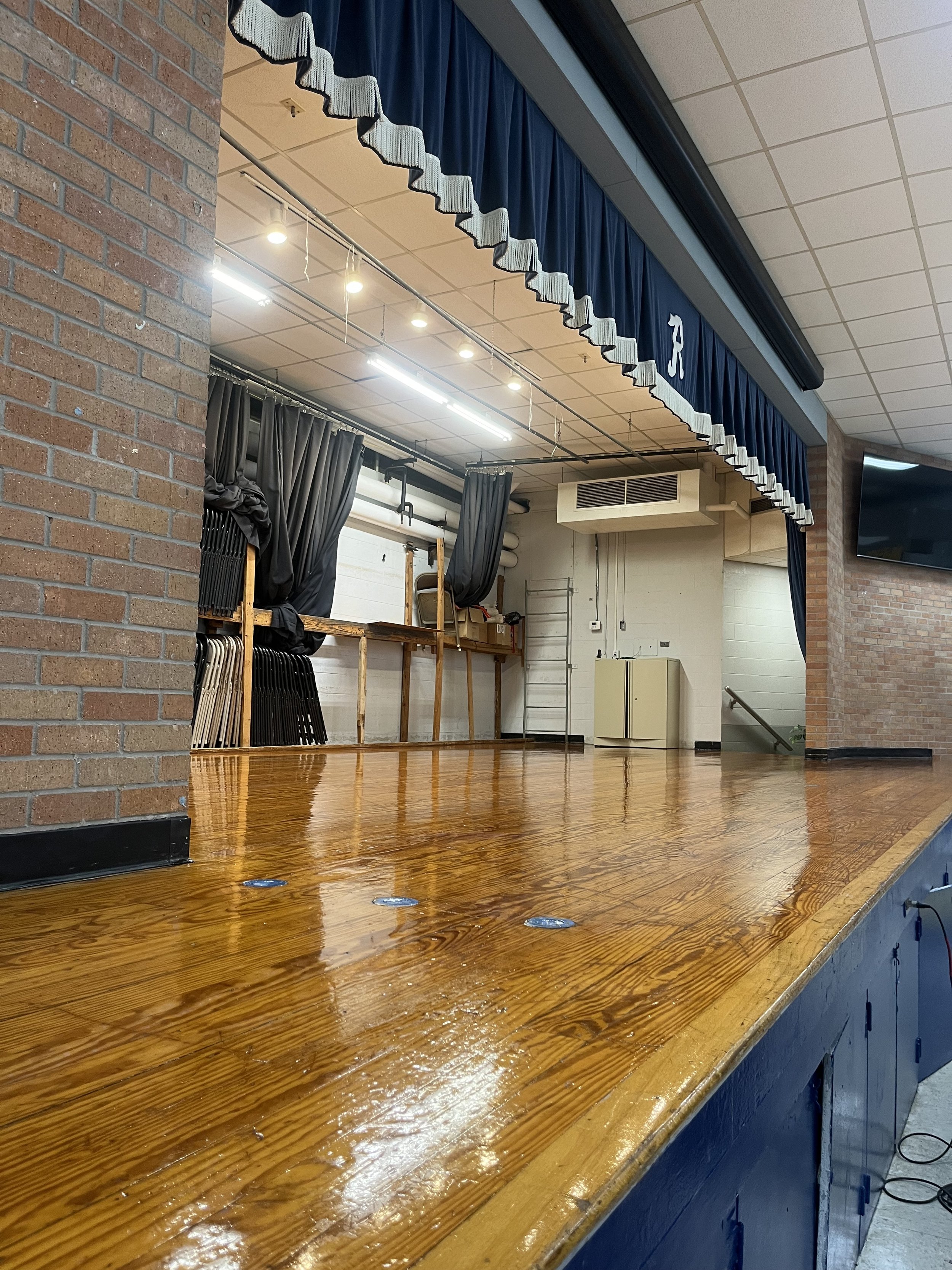 Riser Elementary Stage.jpeg