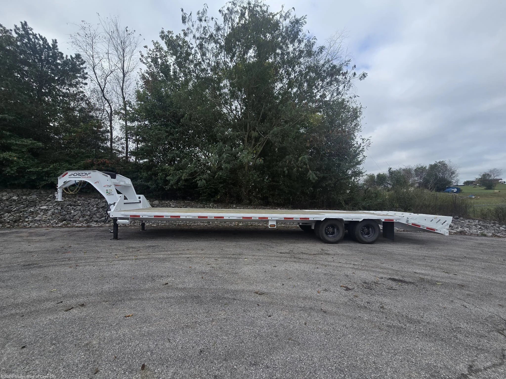 Used 2025 Horizon Trailers FHZGN 32' 12k Deckover Trailer