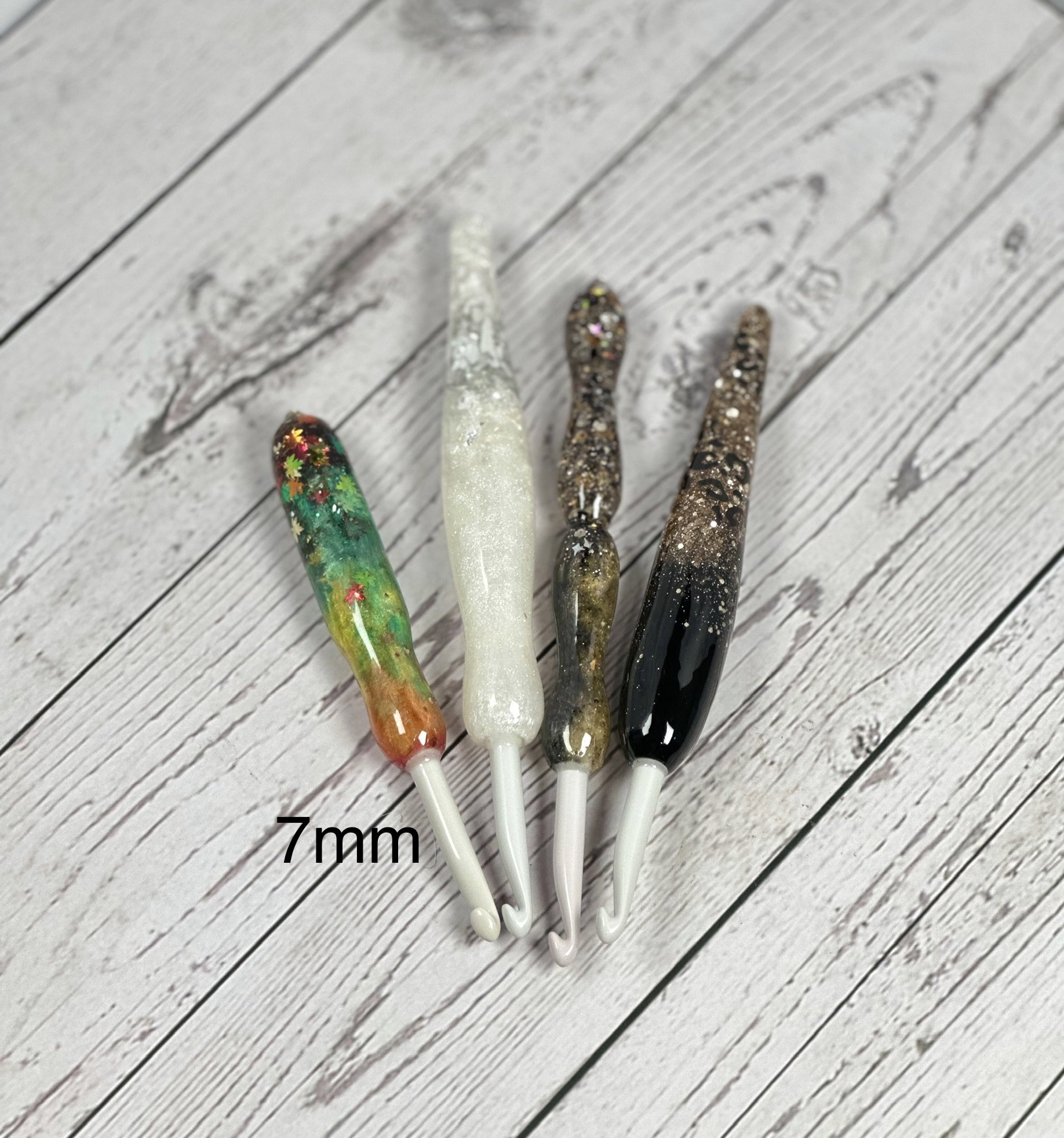 7mm Clover Destash