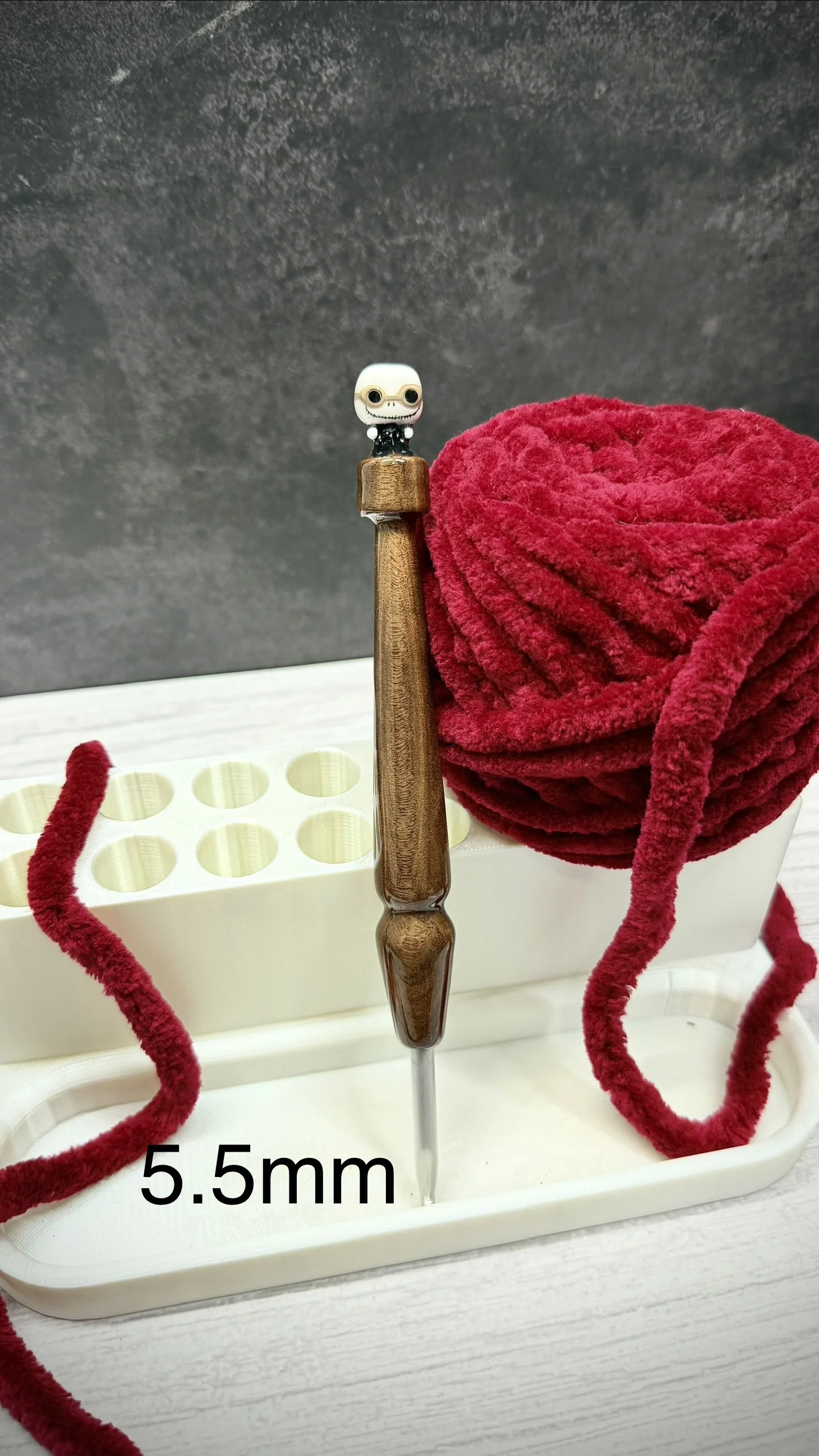 jack nbc wood handle halloween clover crochet hook.jpeg