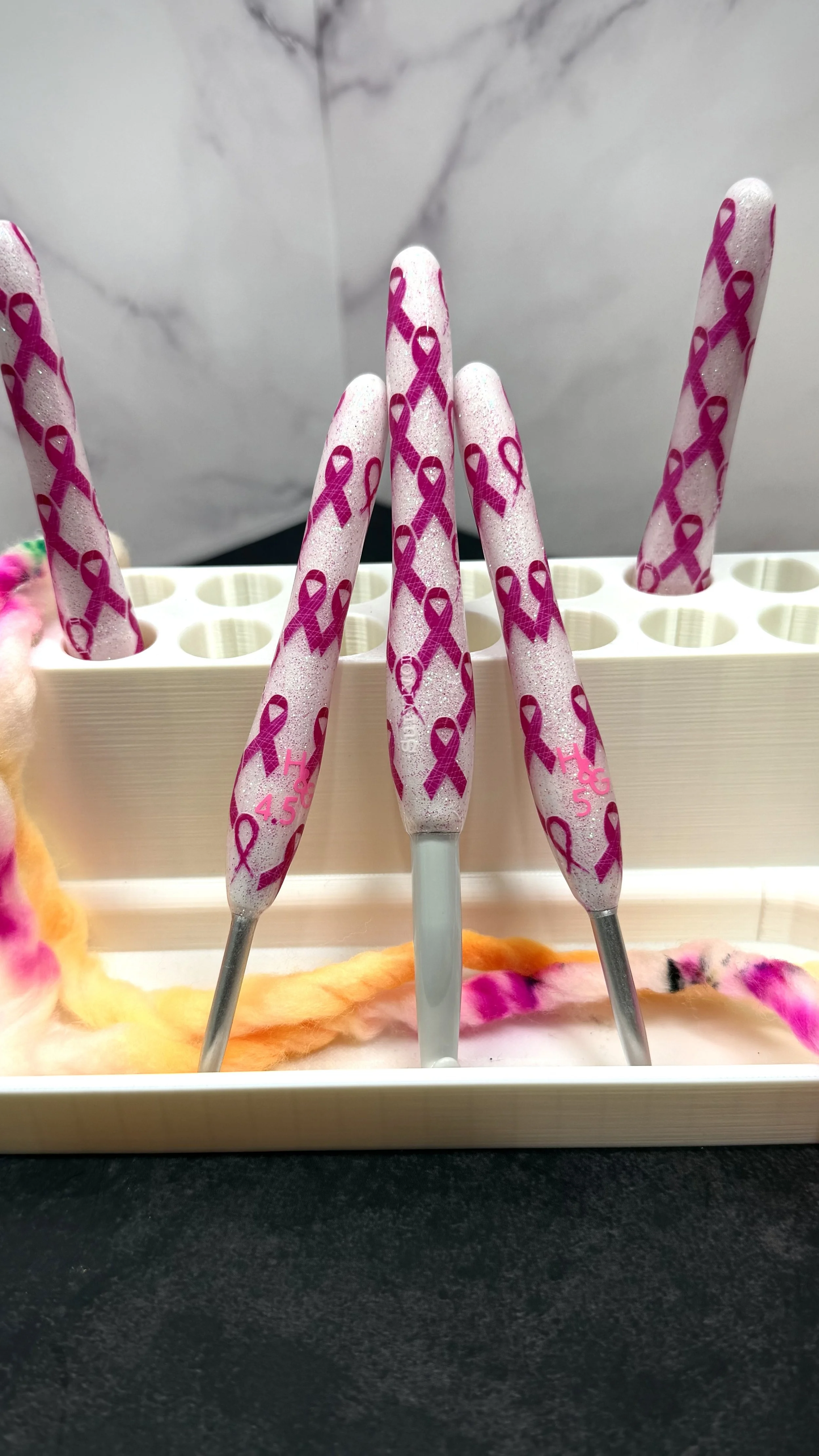 pink breast cancer clover glitter crochet hook .jpeg