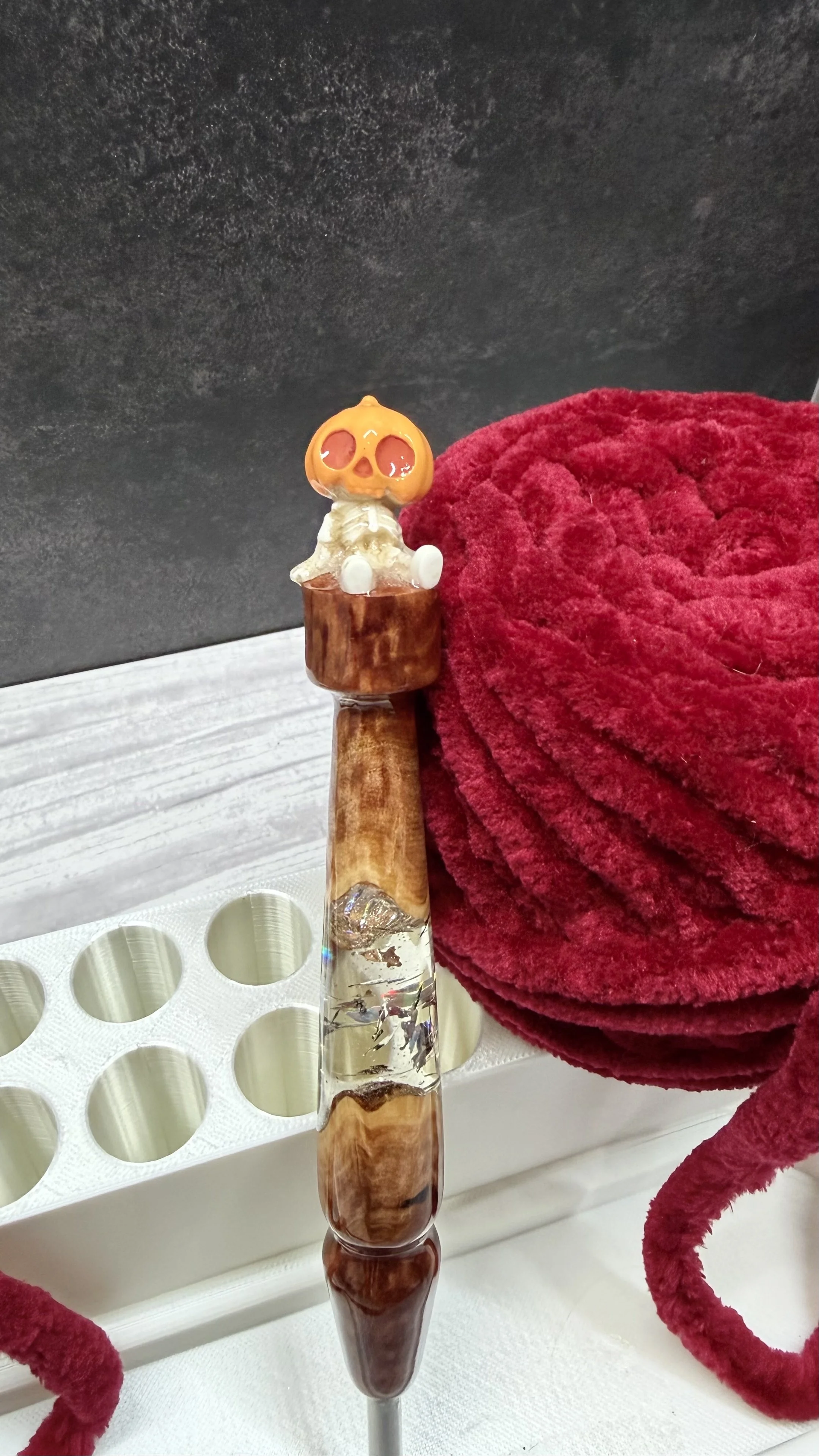 skeleton pumpkin head wood handle halloween clover crochet hook.jpeg