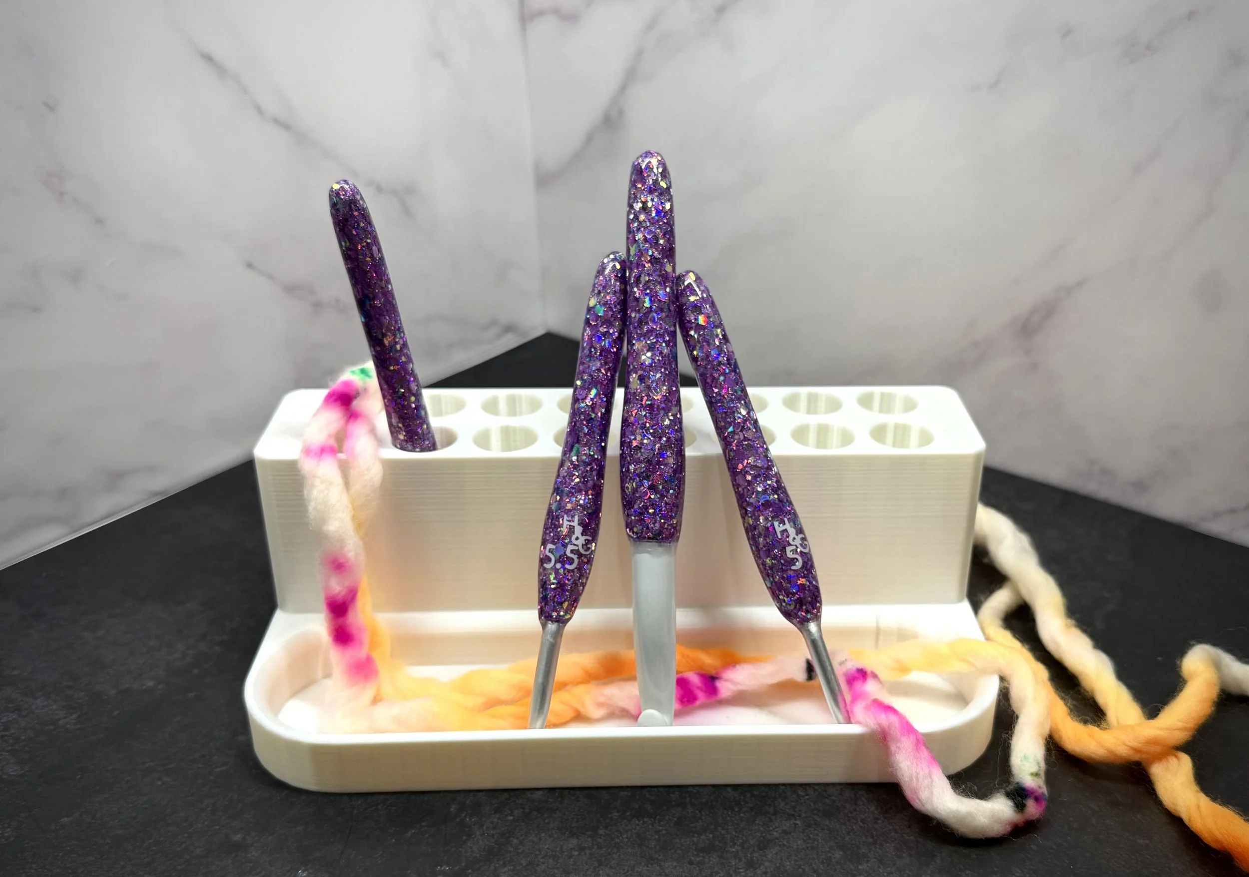 chunky purple clover glitter crochet hook.jpeg