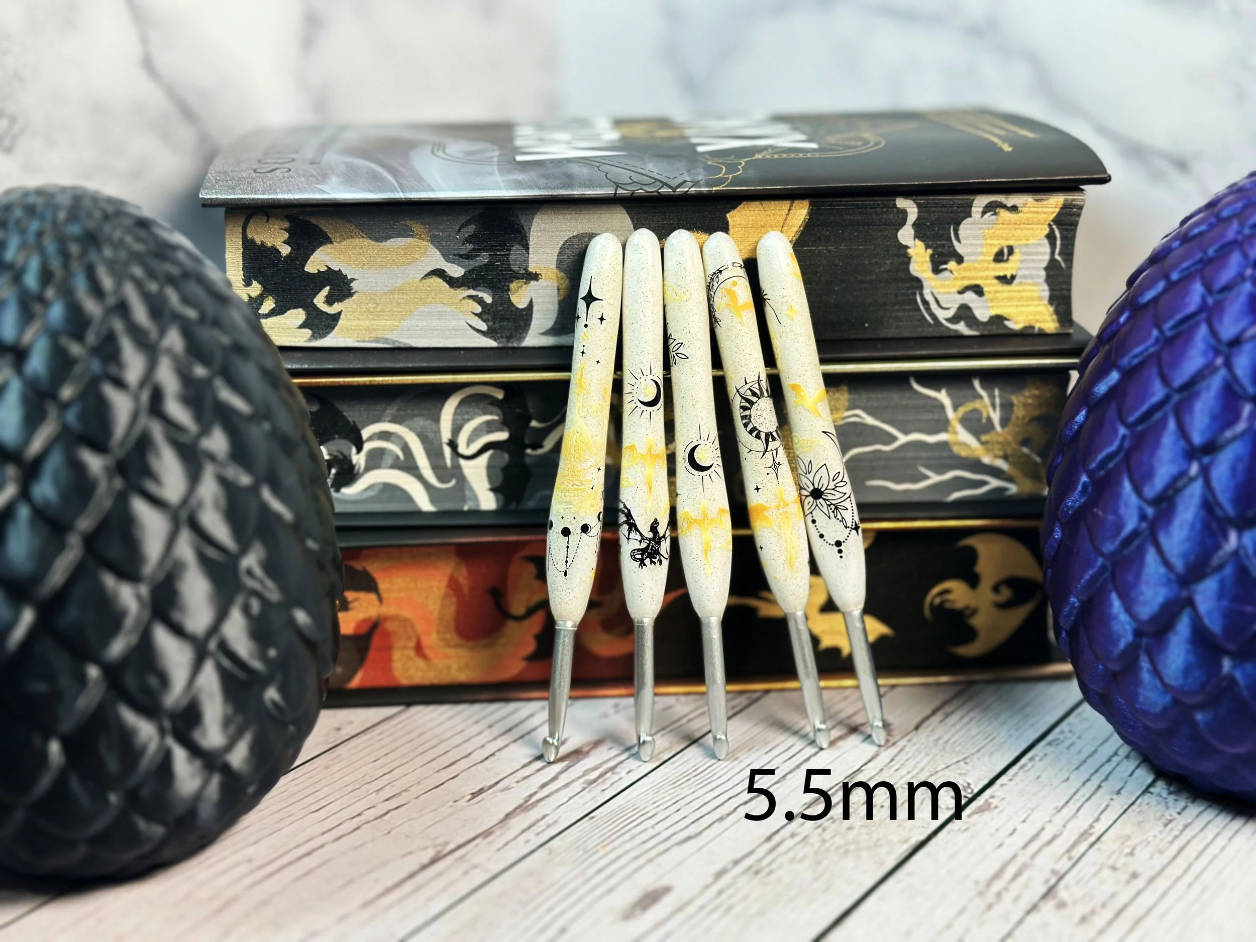 5.5mm White Fourth Wing