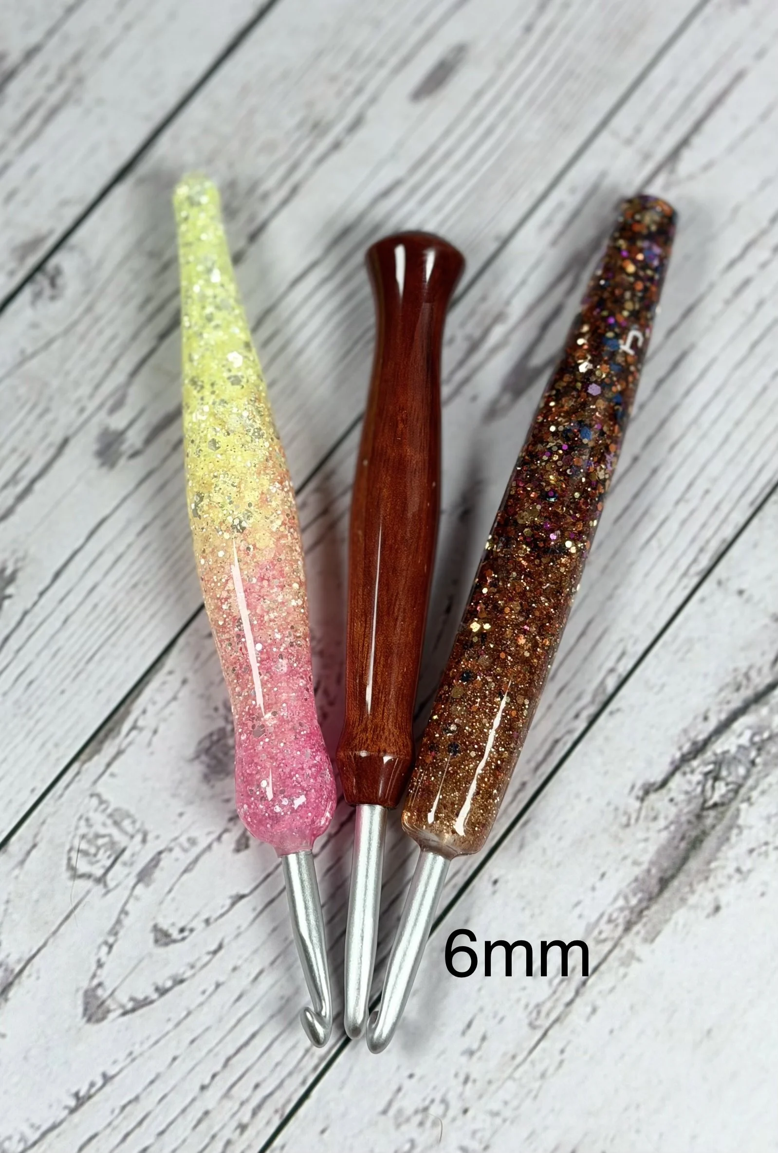 6mm Clover Destash