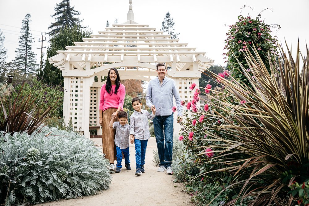 outdoor garden family photography session in Palo Alto, CA by Al