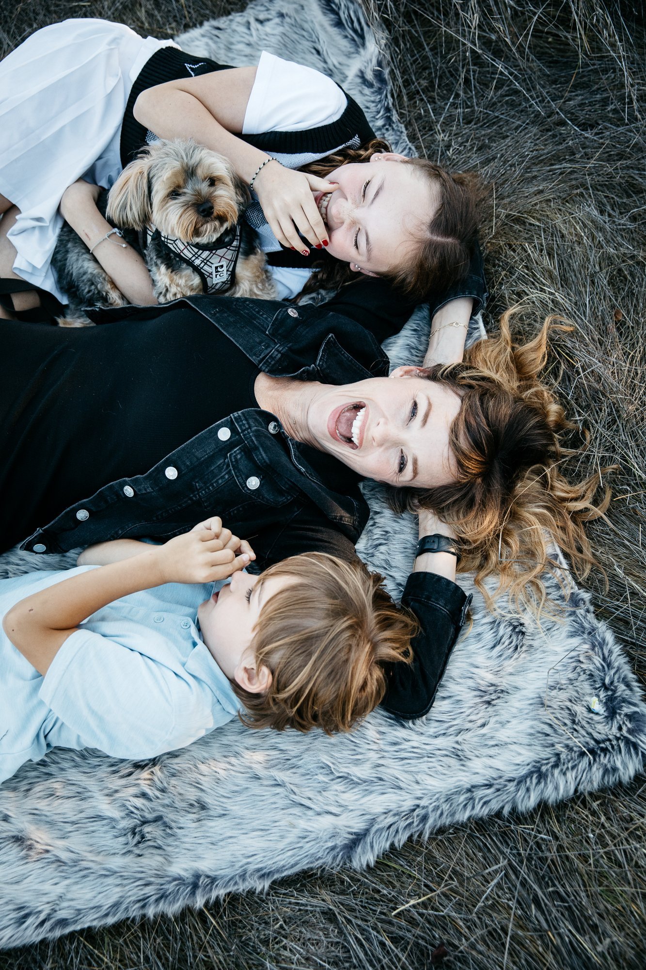 family photography session for family of three at sunset, Ring M