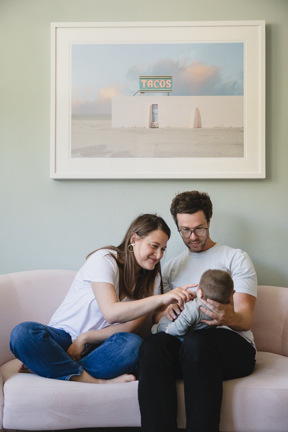 newborn lifestyle session at home in San Francisco by Allison Bu
