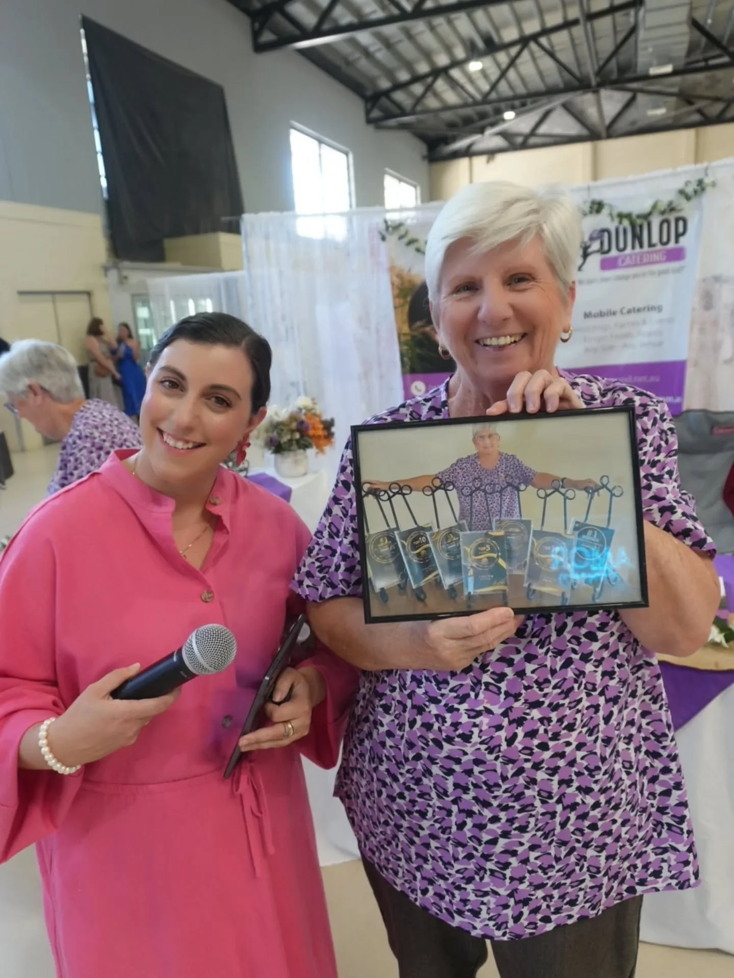 40+ interviews in 5 hours 🎤 at the @cqweddingexpo_official

A massive day, and I always love every second. 
Lach was keeping me in line from vendor to vendor and snapping pics in between, my absolute legend. 🫶

Big love to Brooke and the CQ Wedding