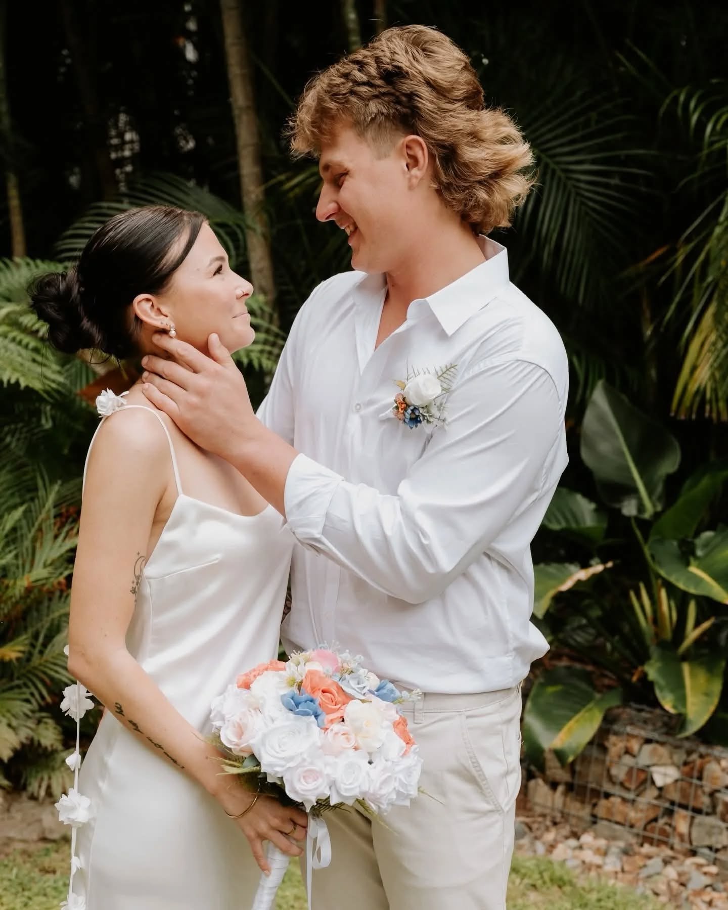 From Agnes Water to wherever you roam, you've found in eachother a place to call home. 🌊💍❤️

Mr and Mrs Allen 🫶

📸 Hally and Co Photography 

#agneswater1770 #elopement