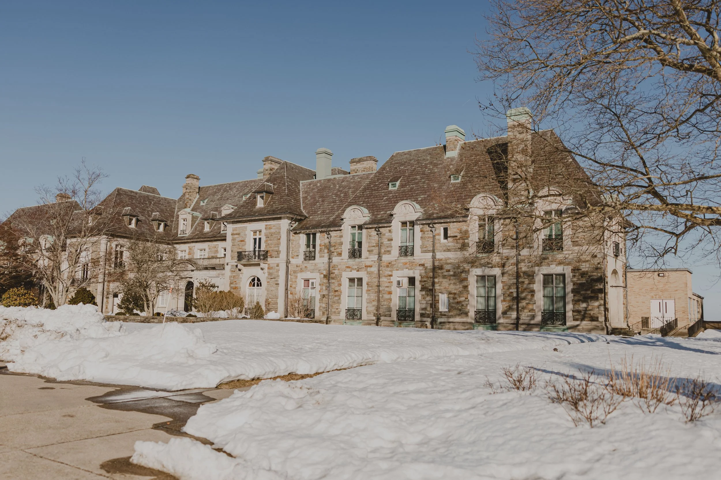 Candid Memories Studio, New England Wedding Photographer