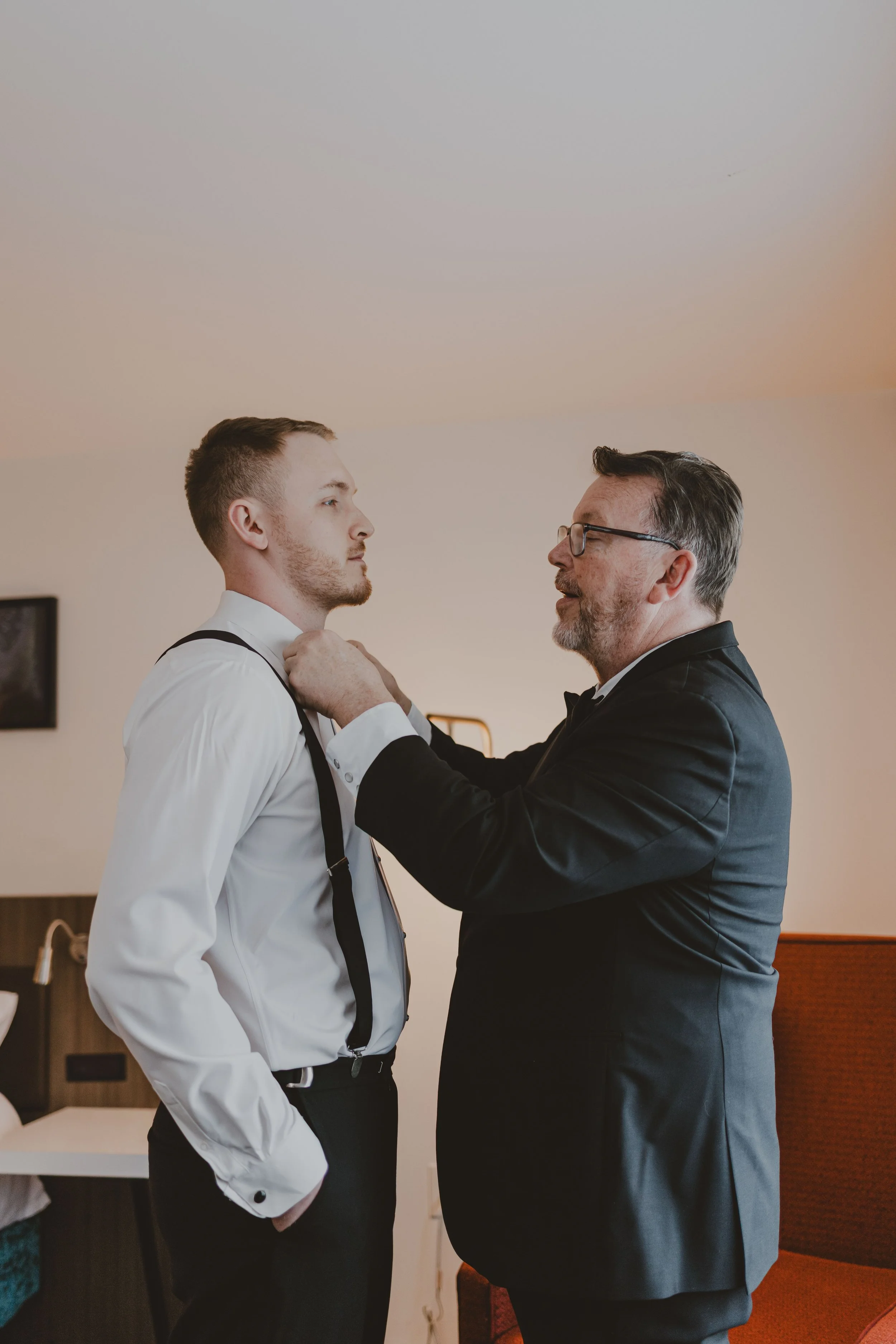 Candid Memories Studio, New England Wedding Photographer