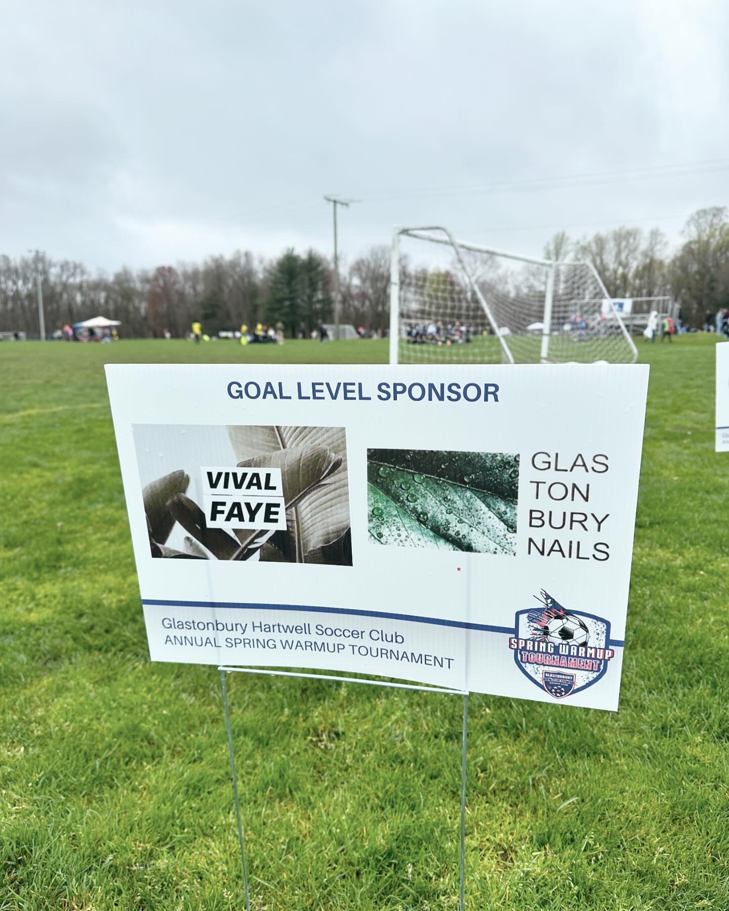 You already know I&rsquo;m a proud soccer mom! ⚽️ 🥅 Soccer tournament weekend! @vival.faye @hartwellspringwarmup @glastonburyhartwellsoccer #lessismore #minimalist #soccer #soccerlife #soccertournament #soccermom #soccersponsorship #supportsmallbusi