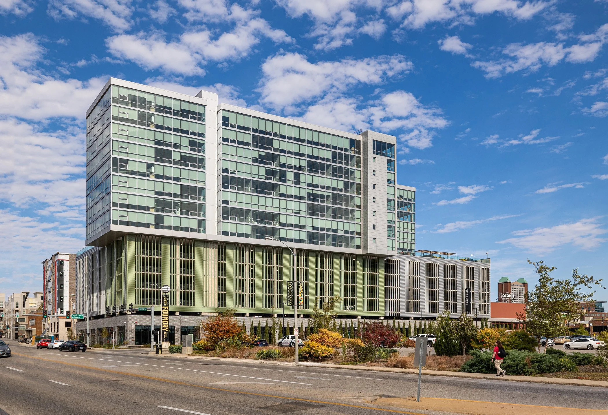 In St. Louis, Oaktree Lends $58M for Luxury Refi