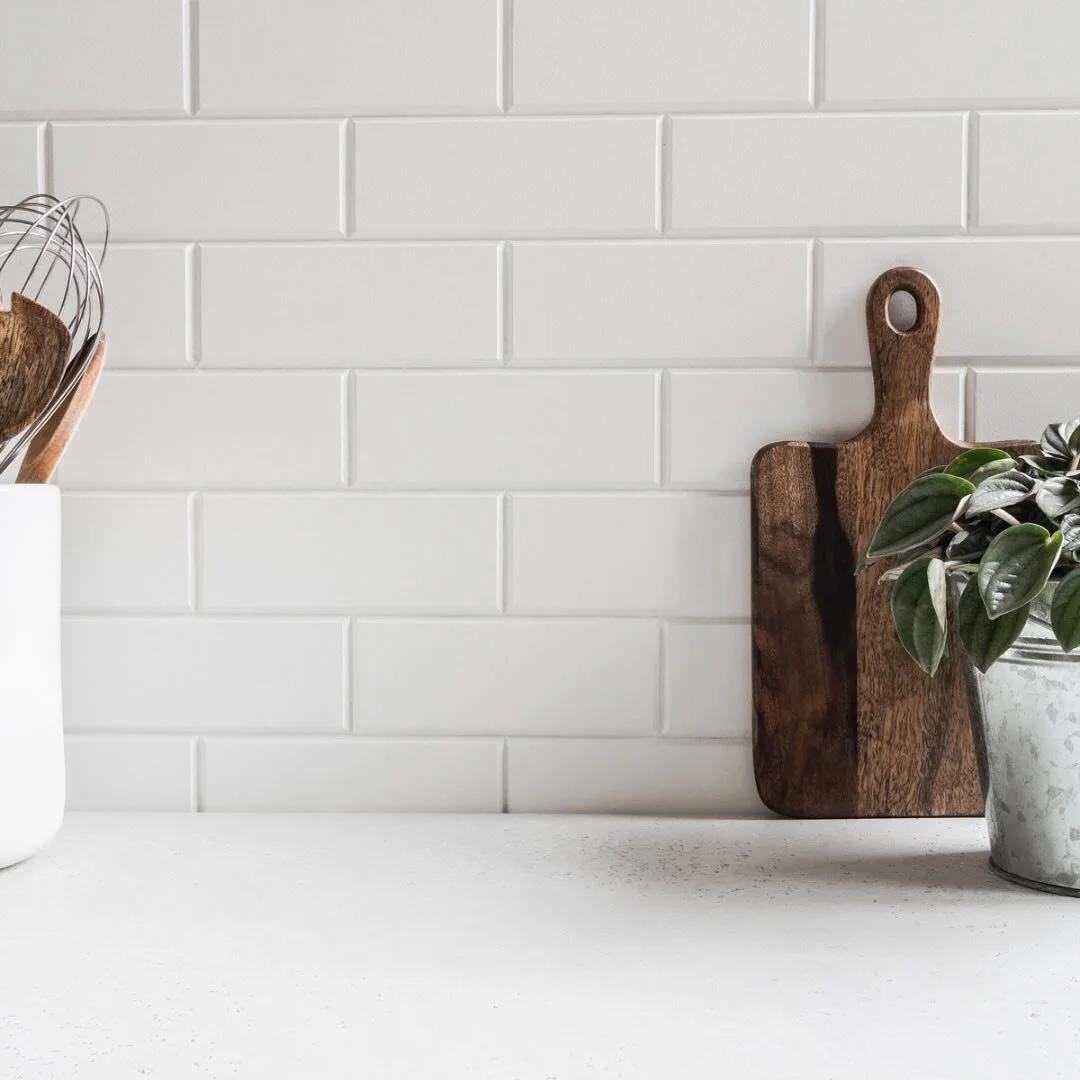 A few more final touches to the kitchen to go! What are your kitchen must haves when choosing holiday accommodation? #airbnb #portstephens #holidaywithkids #travelwithfamily #beachholiday #summerholiday #shoalbayaccommodation #nelsonbayaccommodation