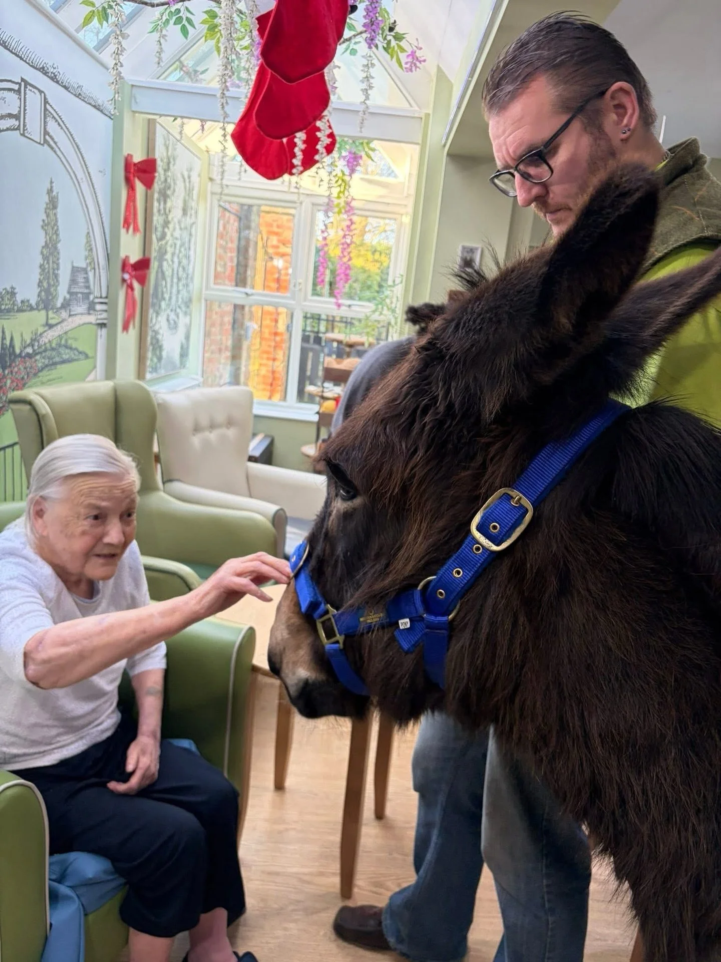 It&rsquo;s been a wonderful week across our dedicated dementia homes, filled with festive cheer and special moments🎄

This week, we wanted to spotlight our home, St Catherine&rsquo;s, who welcomed an unexpected guest. Residents were delighted to mee
