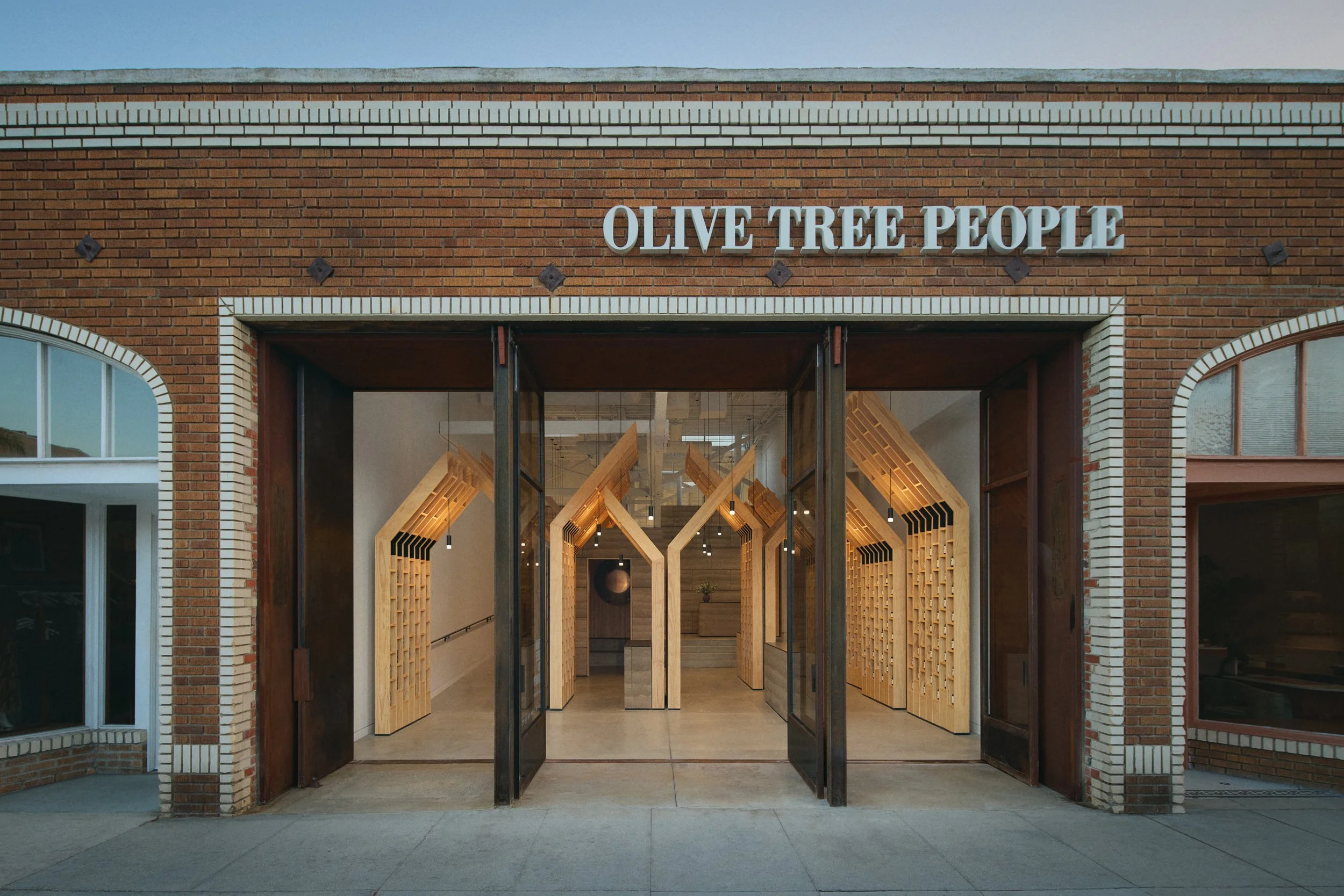 2630-Tacklebox_OliveTreePeople-009a-Web.jpg