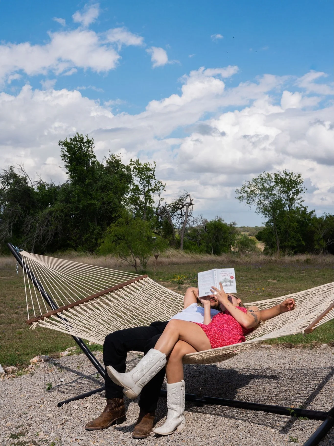 Slow afternoons and nowhere else to be.

Now available at Cabin #6 &mdash; Crabapple: a cozy hammock made for lounging as long as you like.

📷 @eiffelemma 
 
#HillCountryStay #TexasCabin #CabinLife #CabinGetaway SlowLiving HammockLife CozyEscapes Na