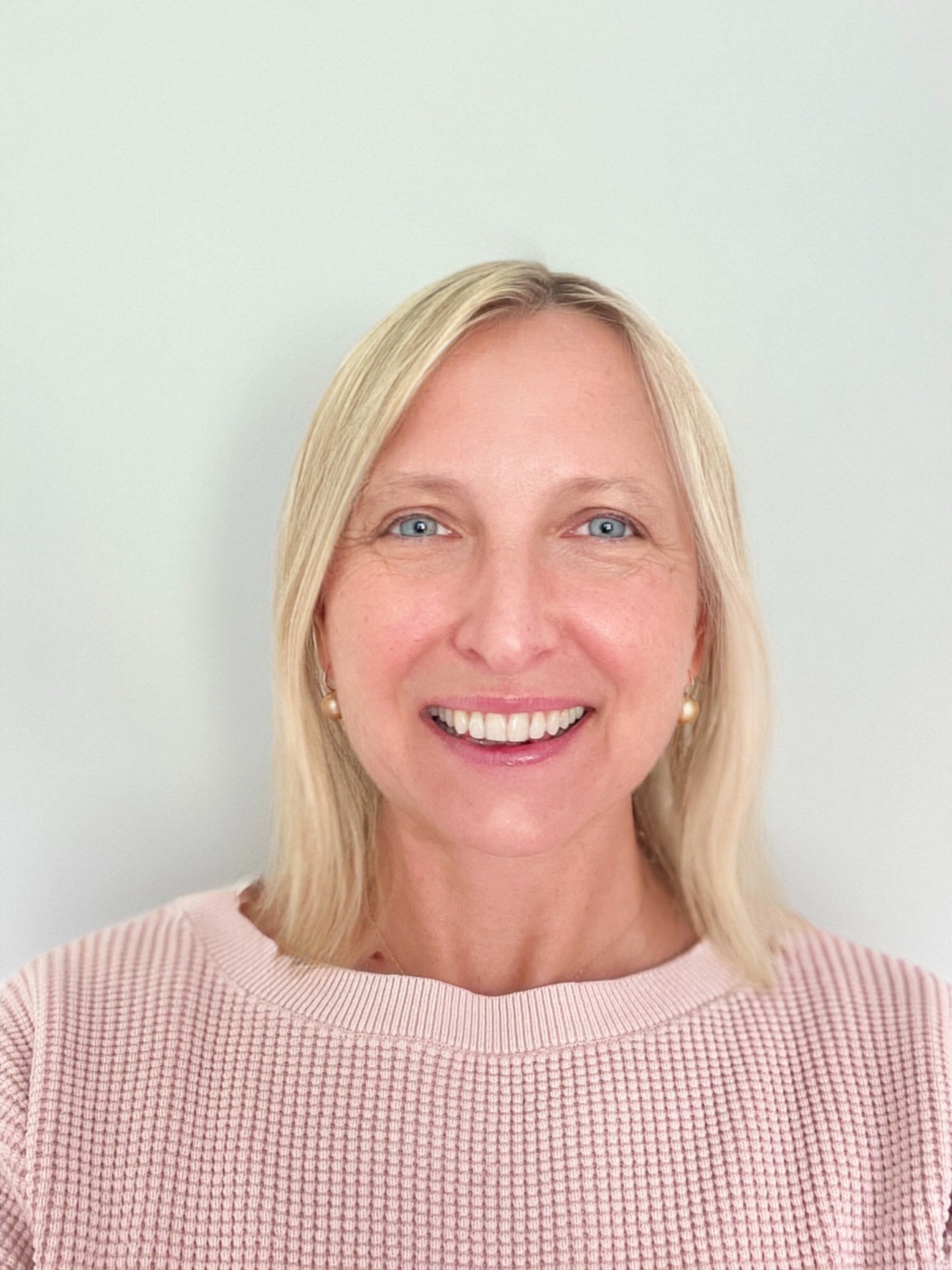 Cedarwood Massage - Nina B. Gimmel, LMT