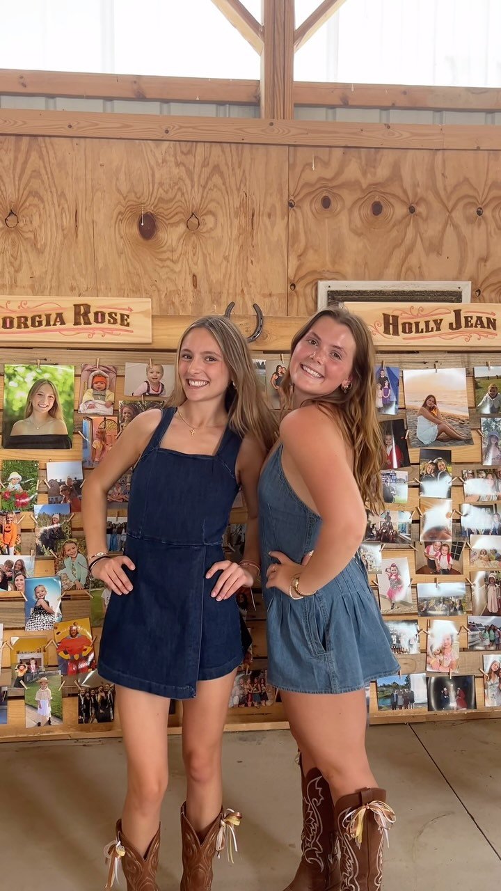 Boot scootin’, taco truckin’, and celebrating in true Western style 🤠🌮🎓
Shoutout to our recent grads, @georgia.talbot7 & @hollymalsbury 🤍✨
Venue:
@threemoonsfarm
Vendors:
@detroitbusbar
#gradparty #graduationparty #graduatio